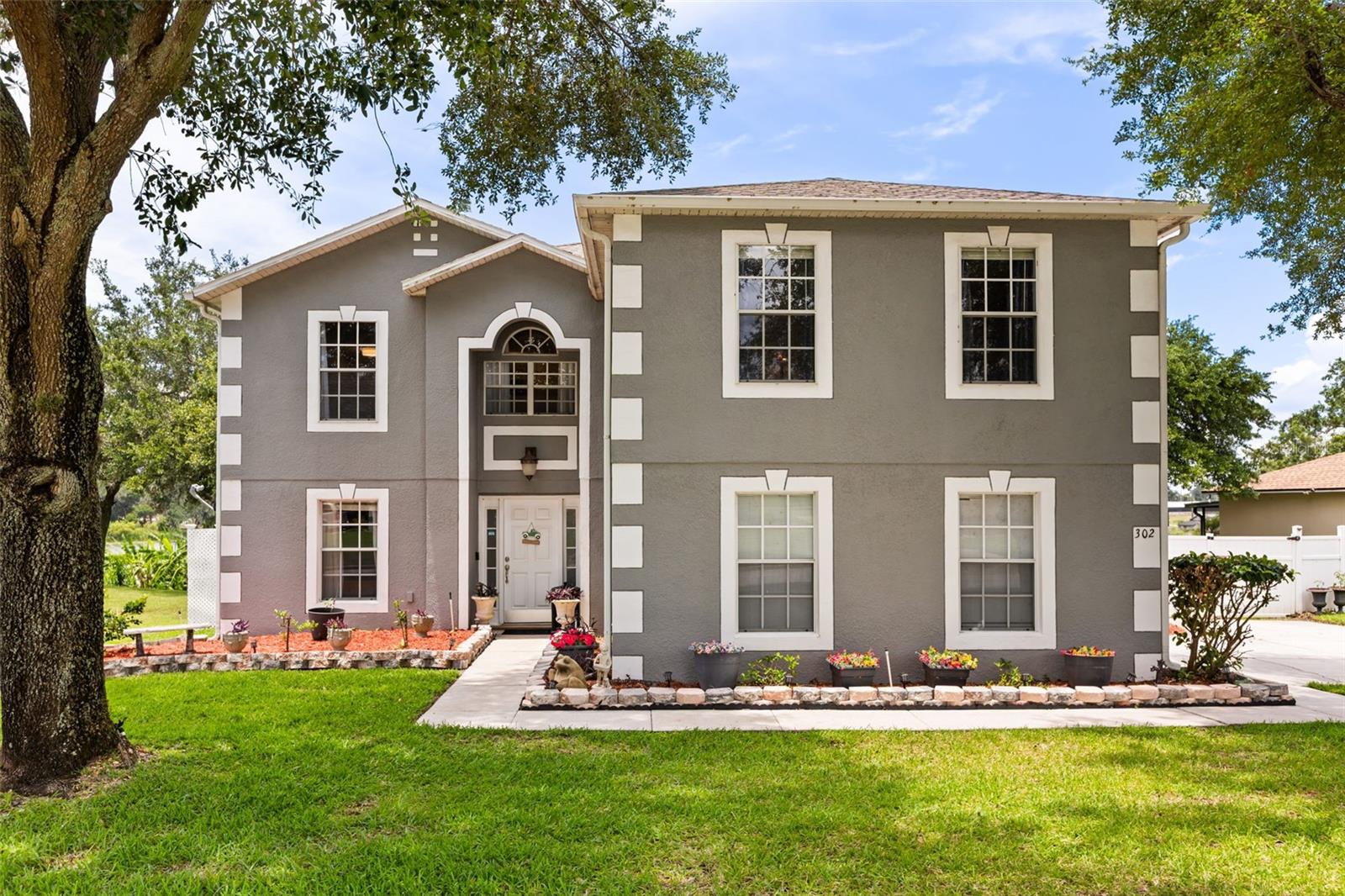 302 LAKE SHEPARD DRIVE