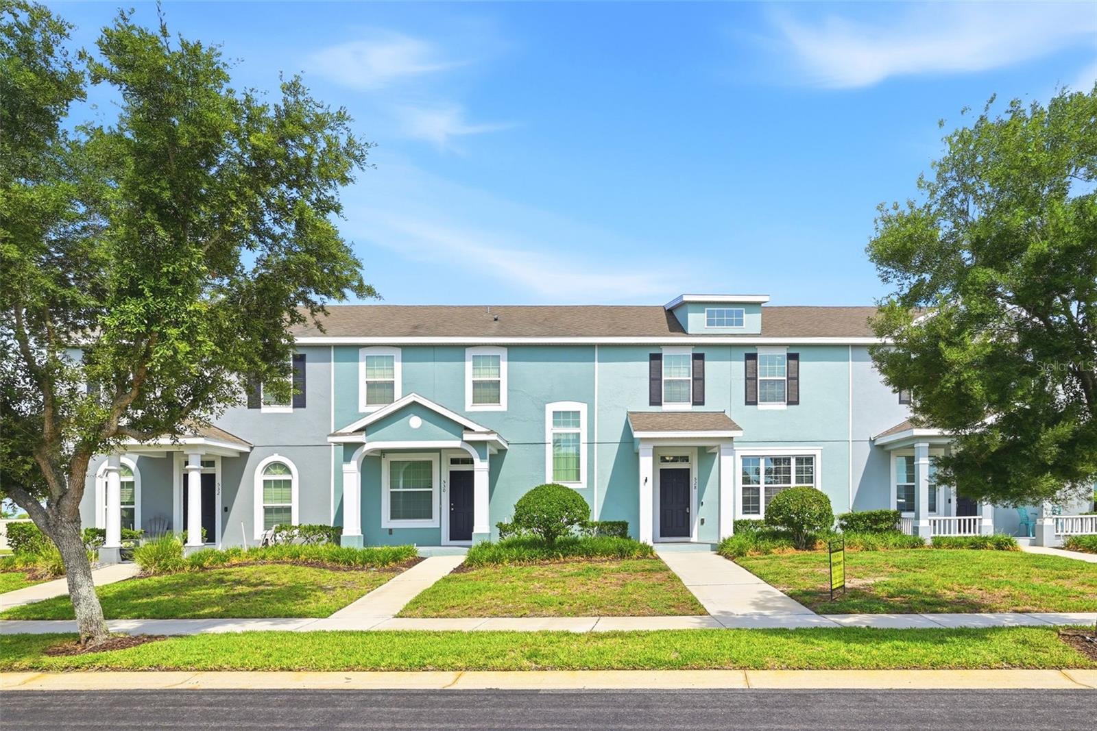 Listing photo 2 for 528 Rainbow Springs Loop