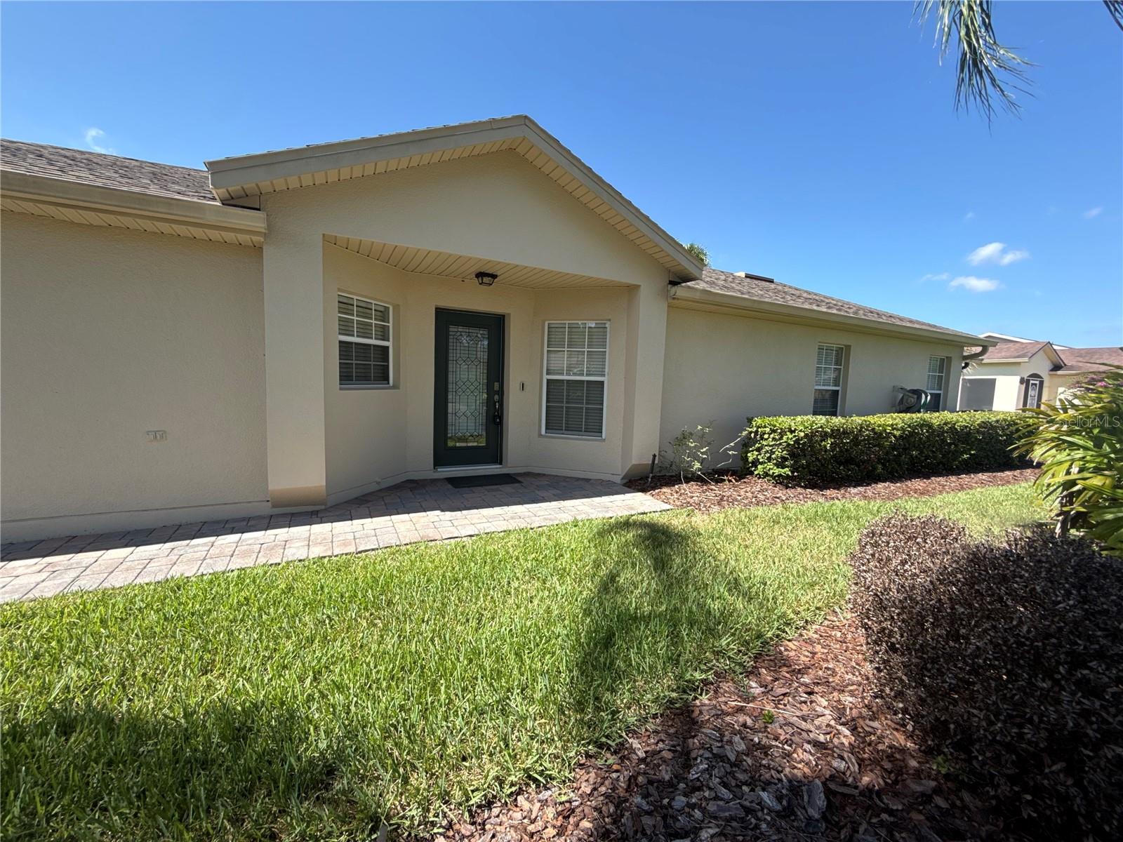 Listing photo for 674 Vineyard Way