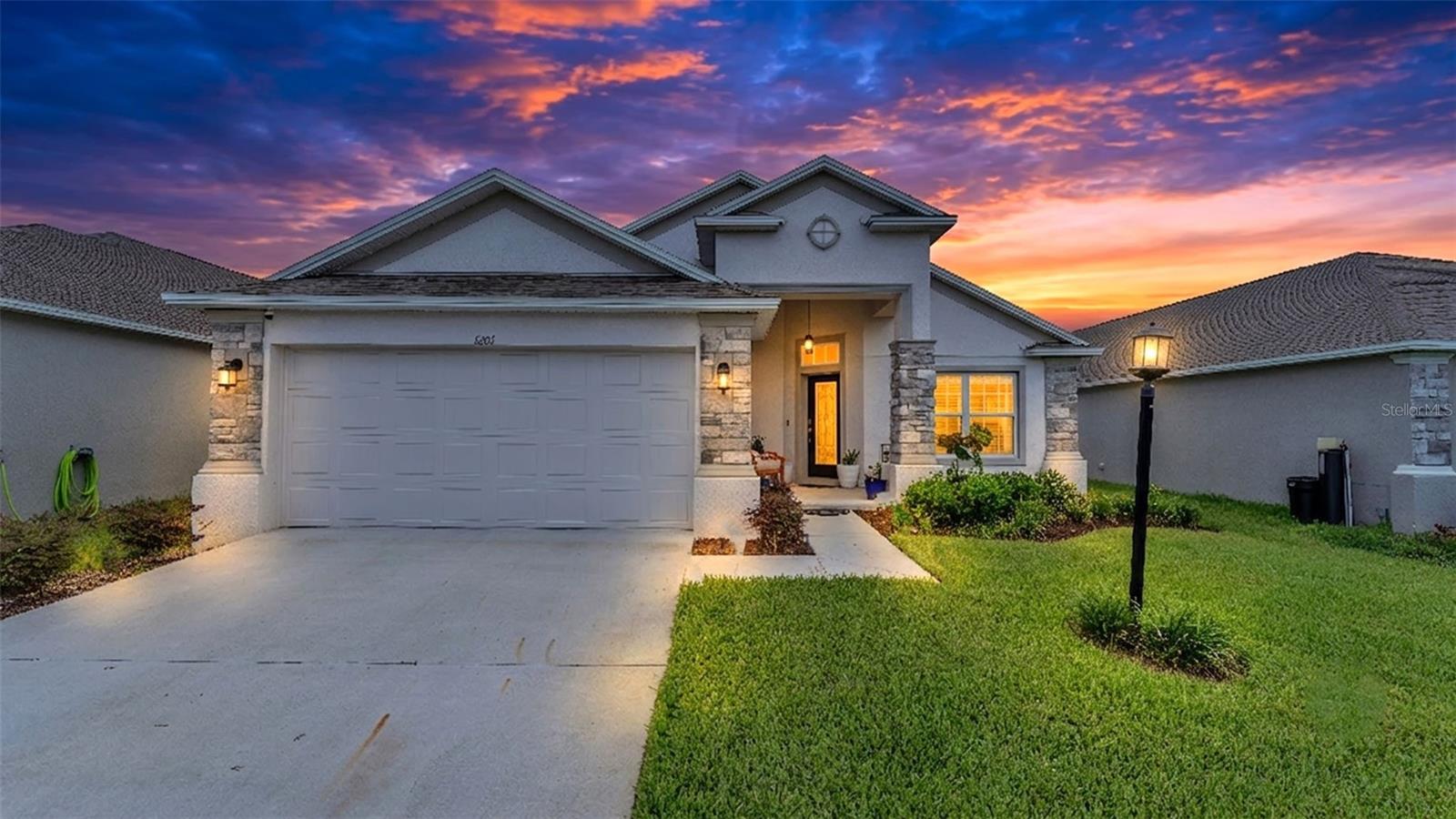 Listing photo 1 for 1201 Pintail Pl