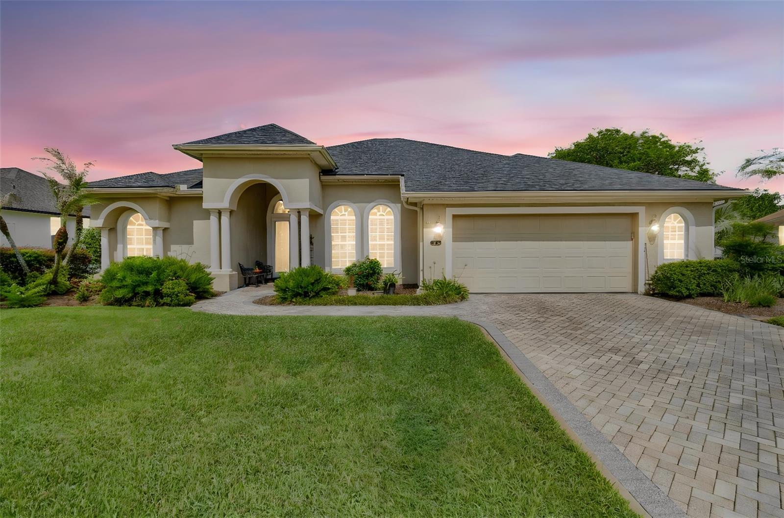 Listing photo 2 for 2349 Chesterfield Cir