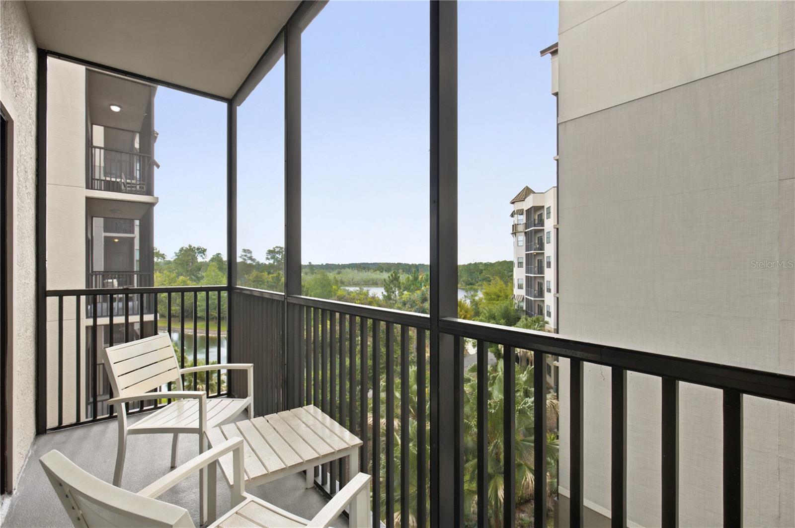 14501 GROVE RESORT AVENUE Unit 1527