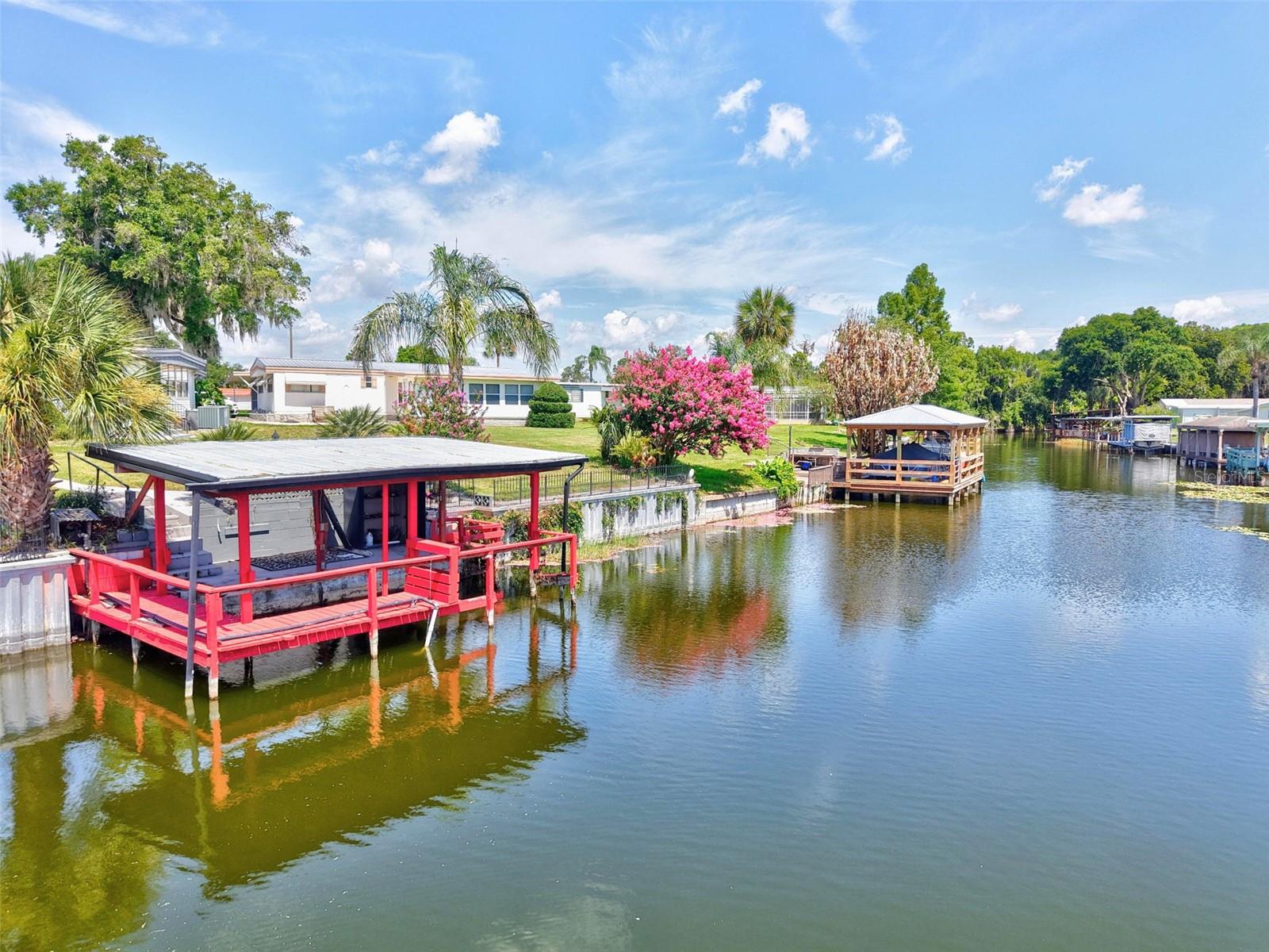 Listing photo 3 for 34312 Carl Rd