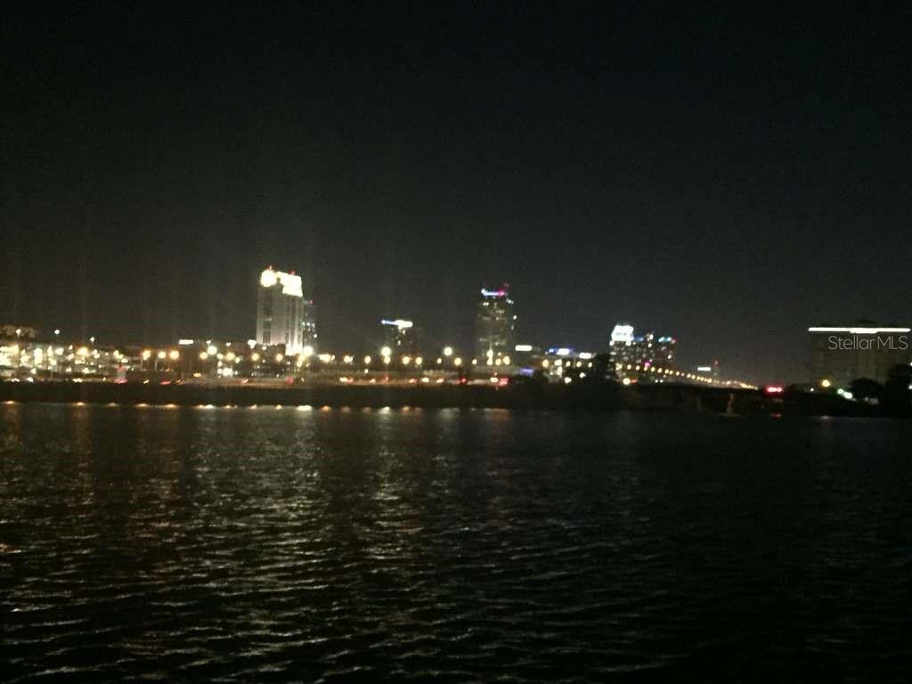 Photo 33