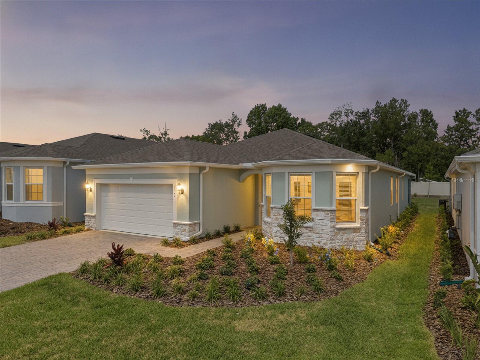 Listing photo 1 for 2458 Del Webb Dr