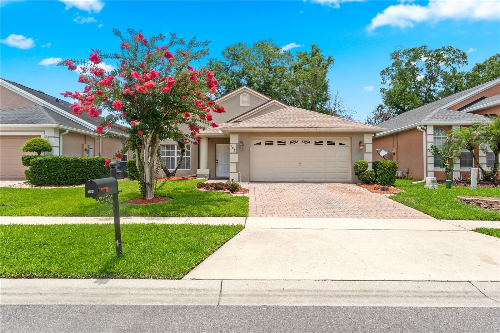 166 SAVANNAH PARK LOOP