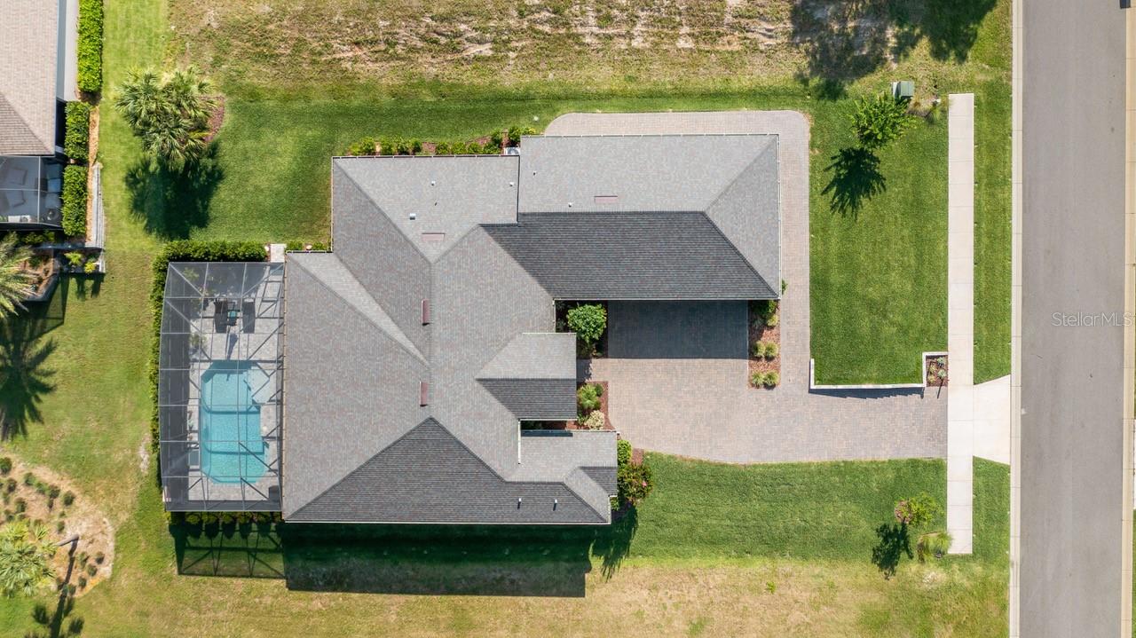 Listing photo 1 for 4008 Pinnacle Place Ct