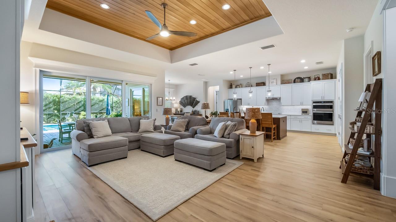 Listing photo 3 for 4008 Pinnacle Place Ct