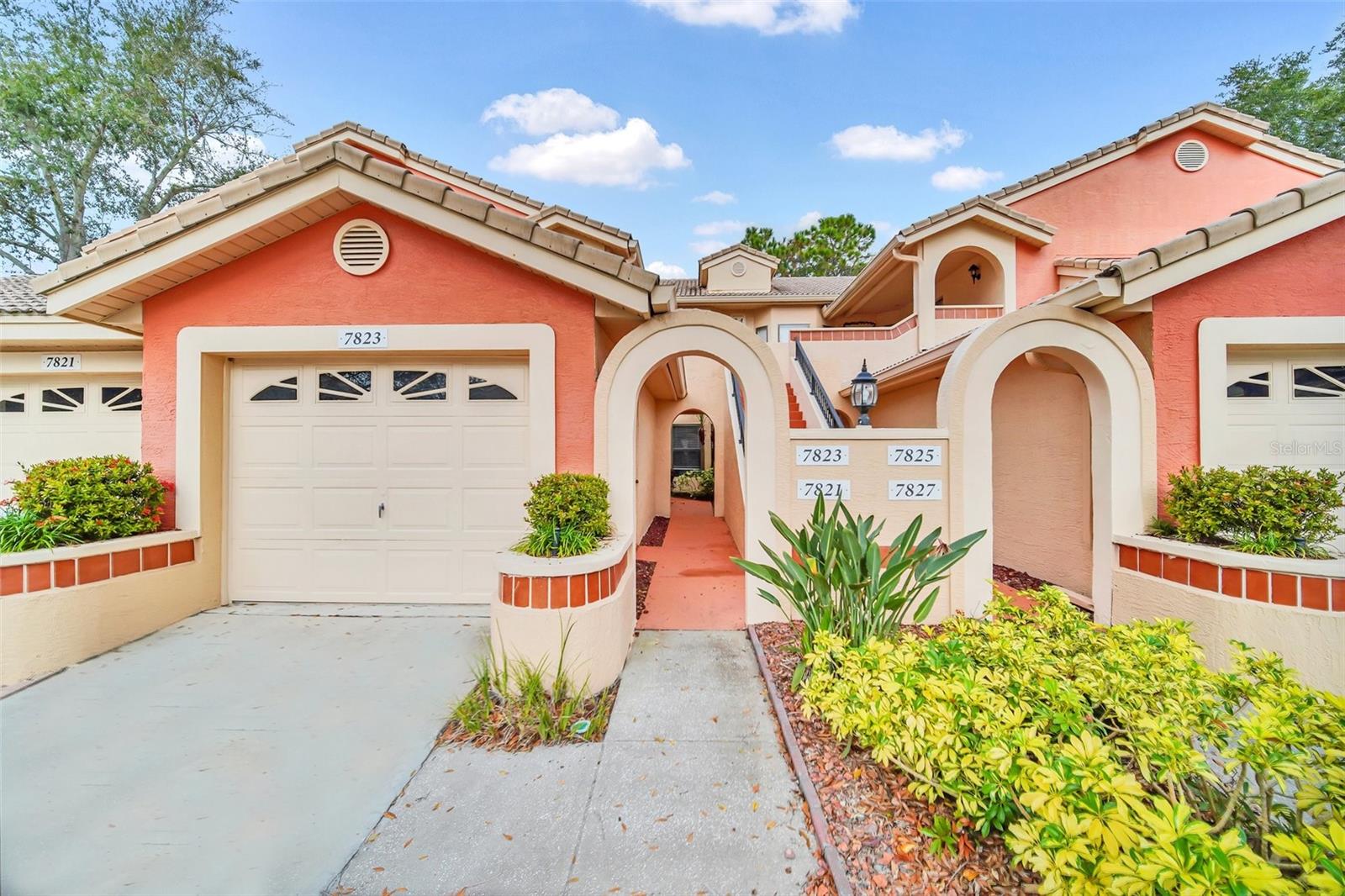 7823 SUGAR BEND DRIVE Unit 7823