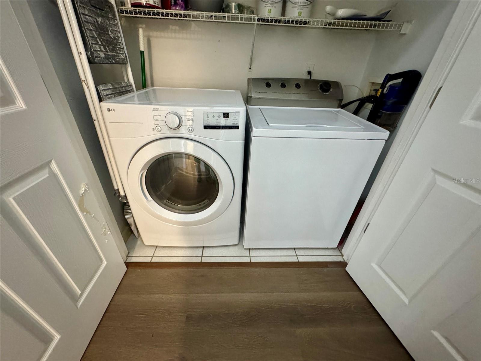 Photo 28