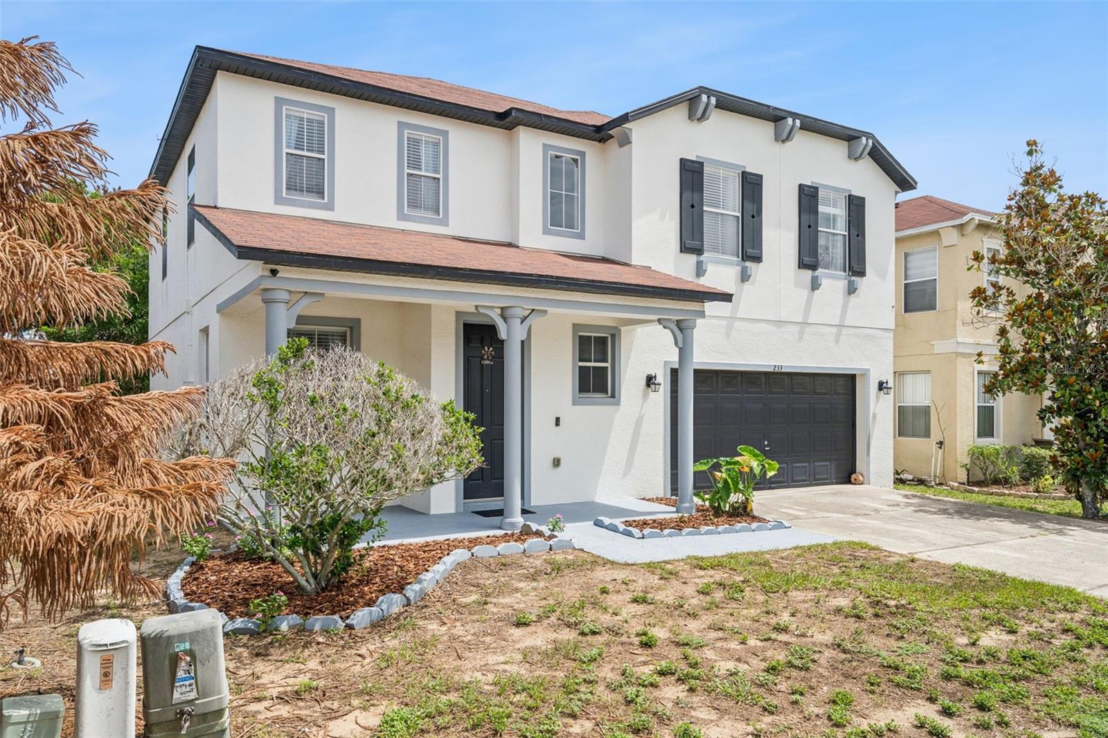 Listing photo 1 for 233 Rosselli Blvd