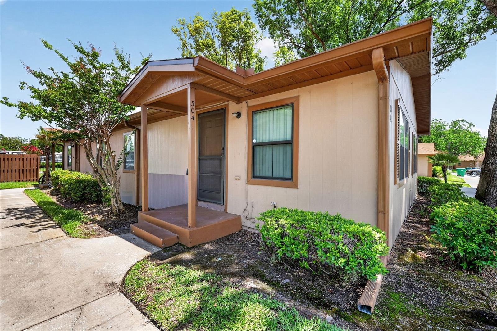 304 ERON WAY Unit 2