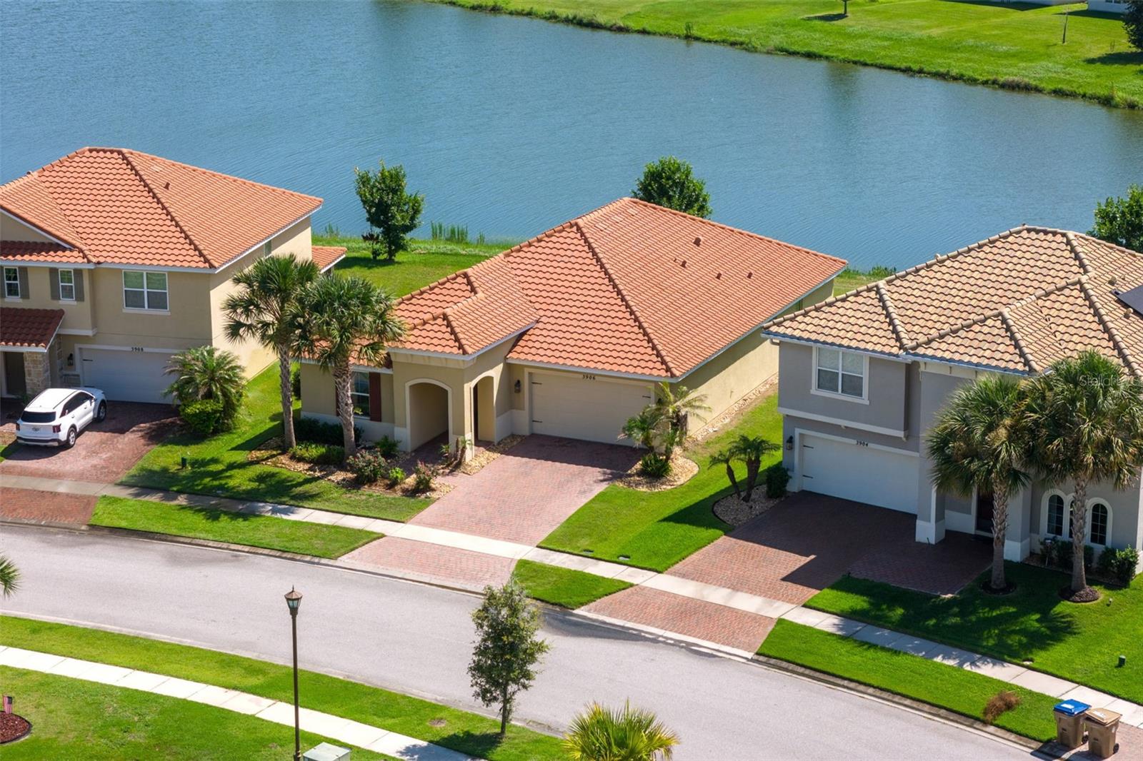 3906 CARRICK BEND DRIVE