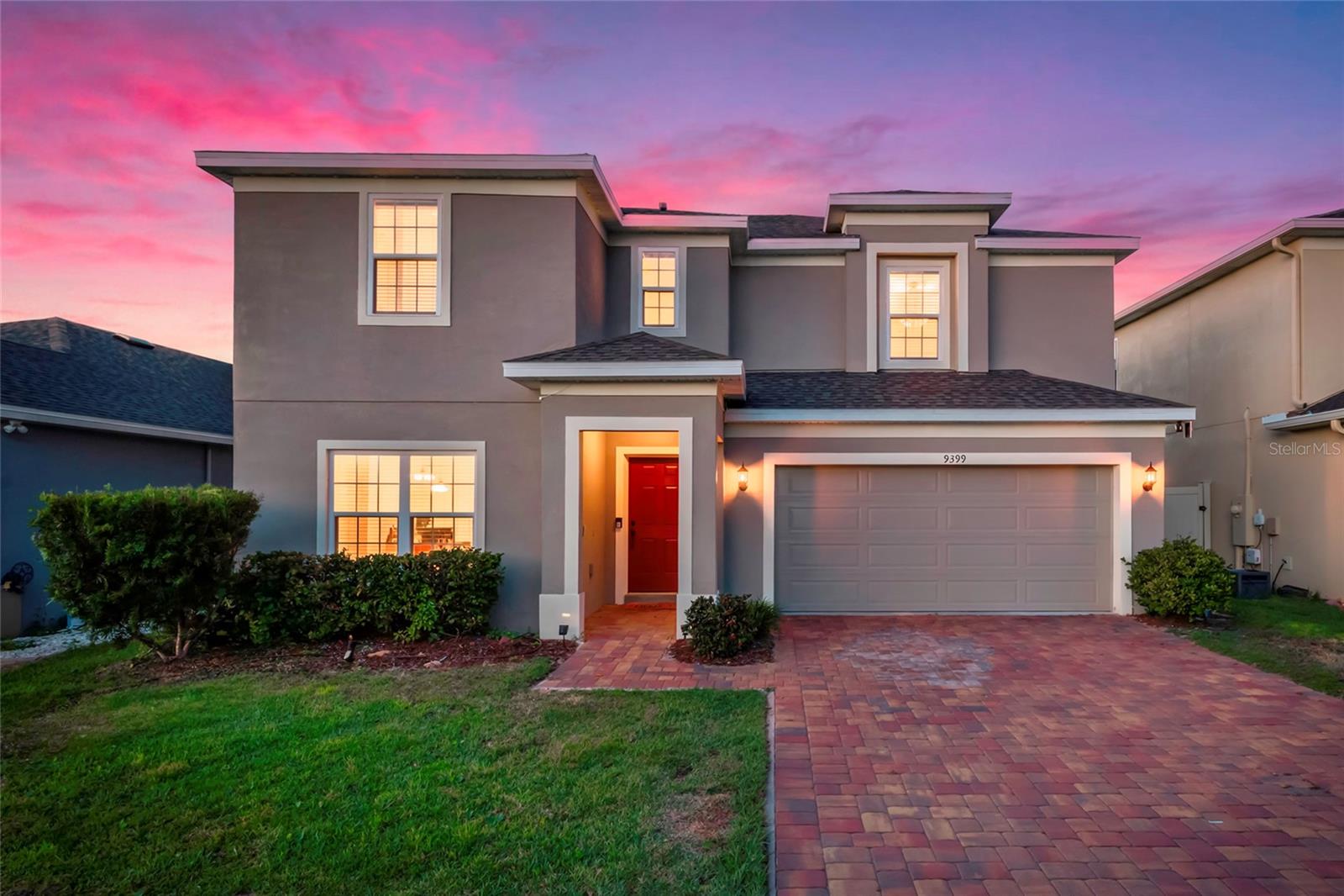Listing photo 1 for 9399 Villanova Dr