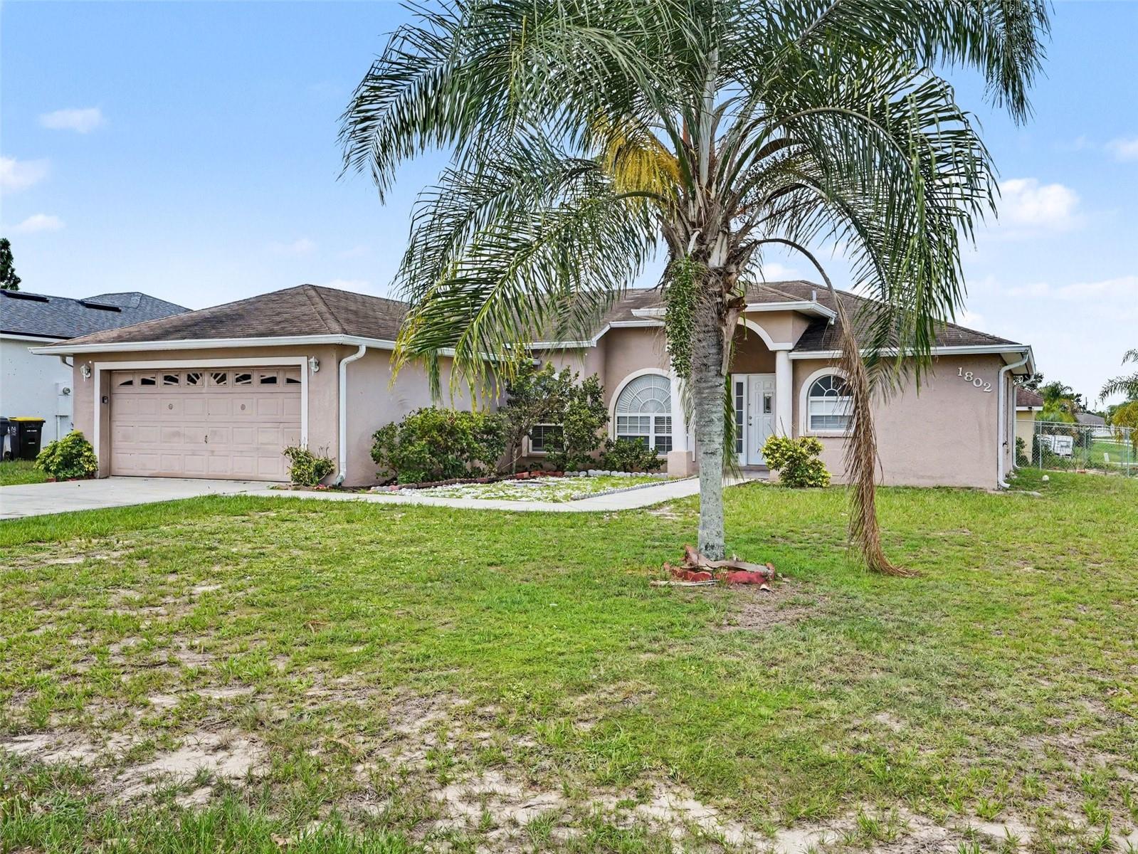 Listing photo 1 for 1802 Hudson Ct