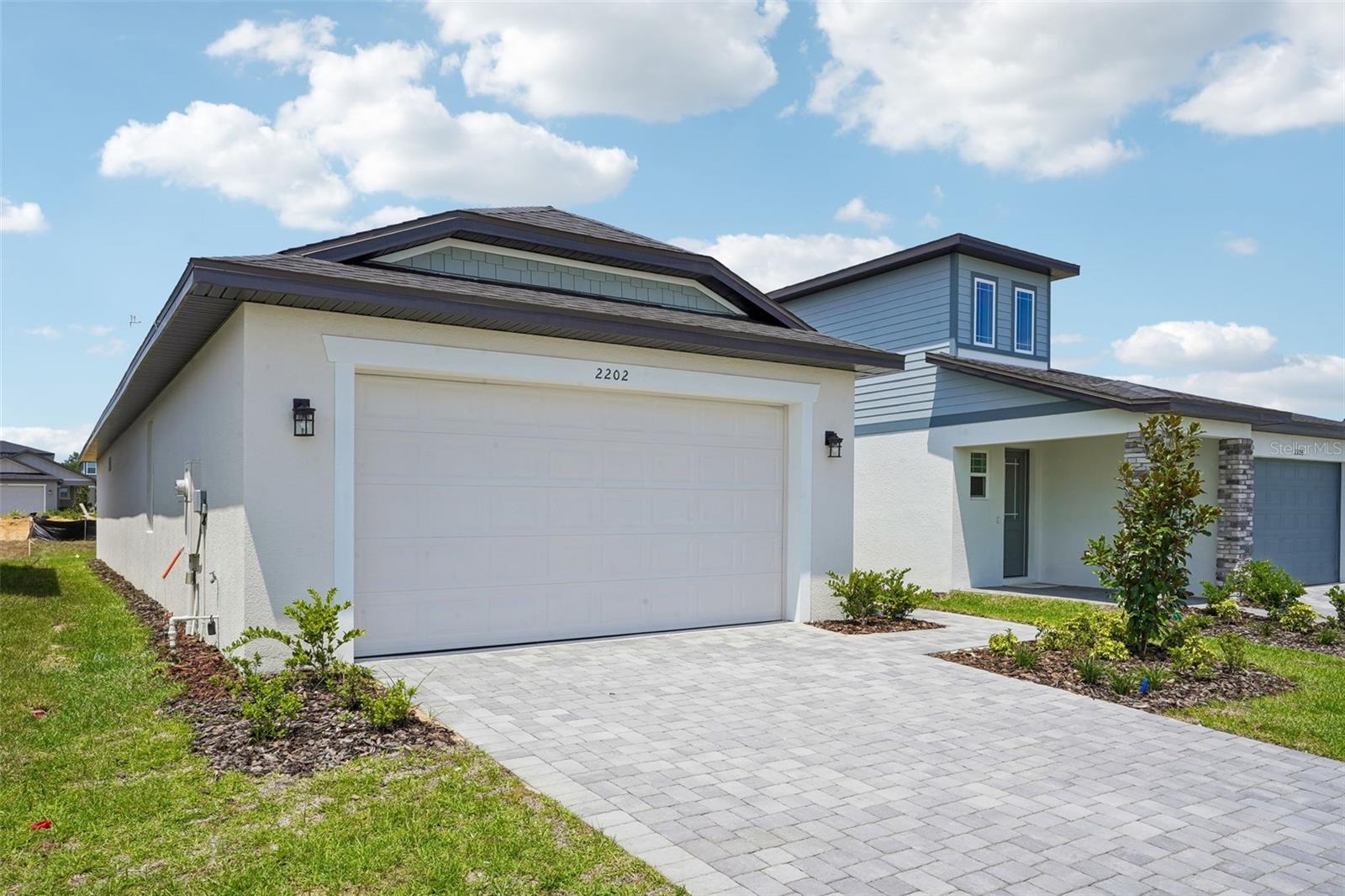 Listing photo 3 for 2202 Wildberry Way Way