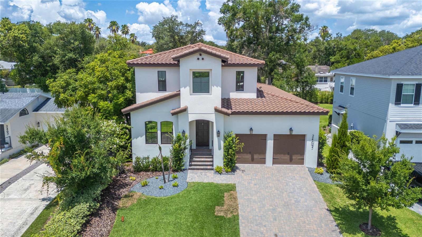 Listing photo for 2403 Derbyshire Ave