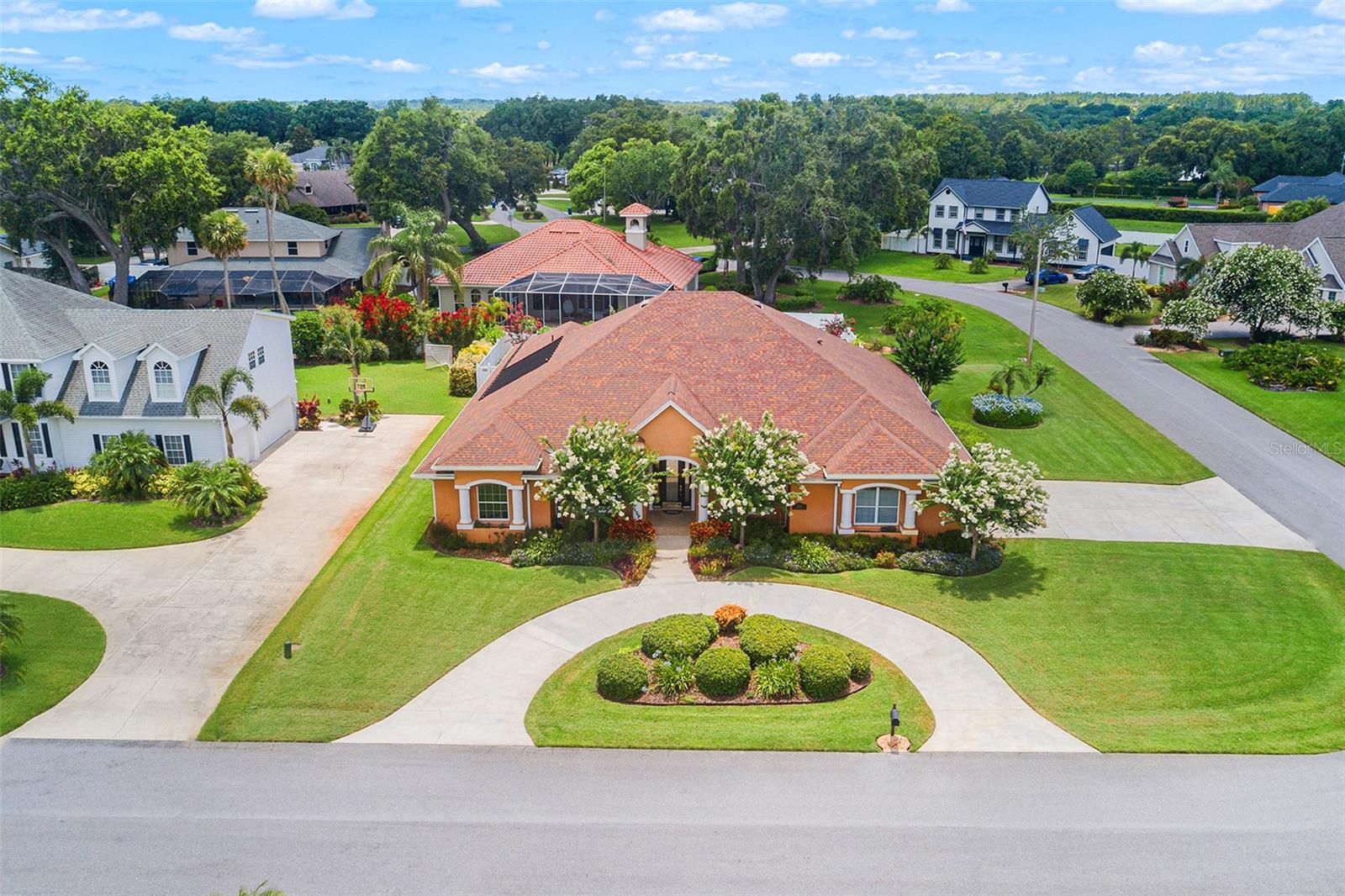 Listing photo for 328 Hamilton Shores Dr Ne