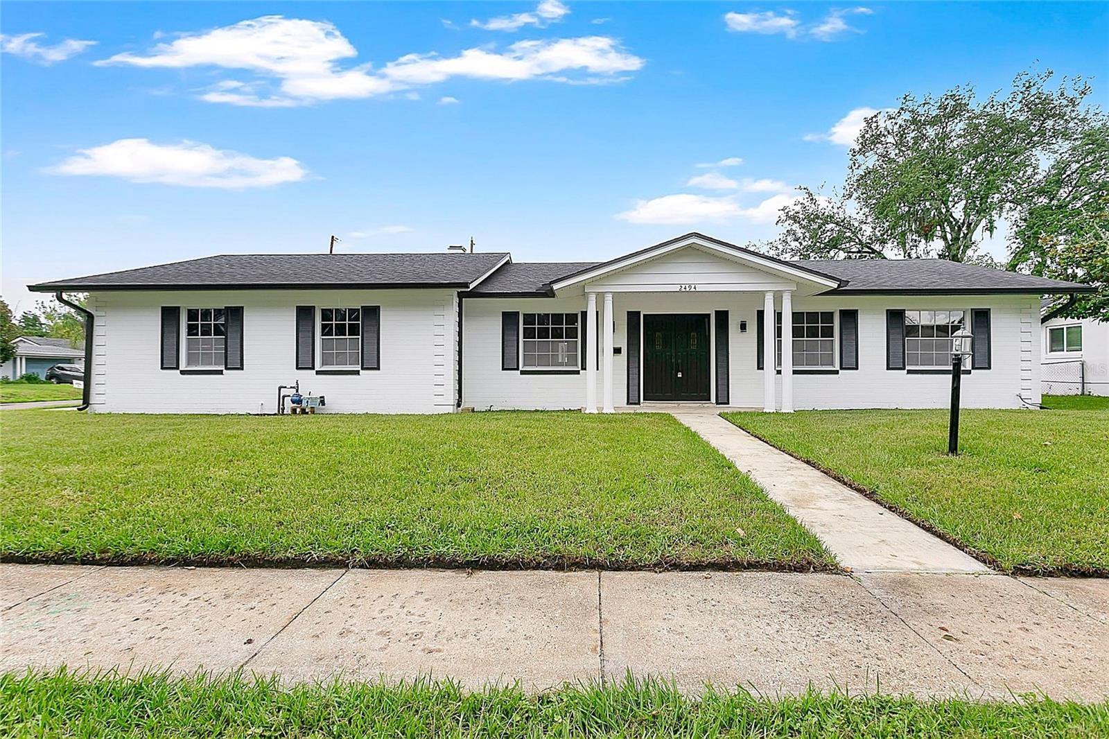 2494 CASTLEWOOD ROAD