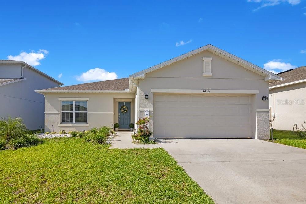 Listing photo 1 for 5650 Costa Blanca Way