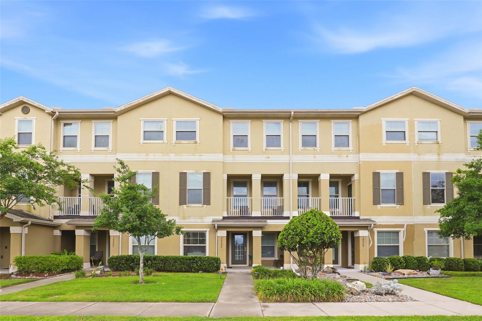 10558 GREEN IVY LANE