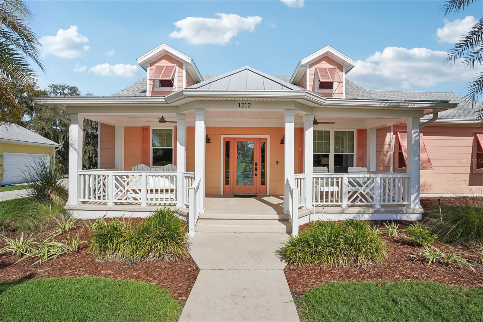 Listing photo 1 for 1212 Fiesta Key Cir