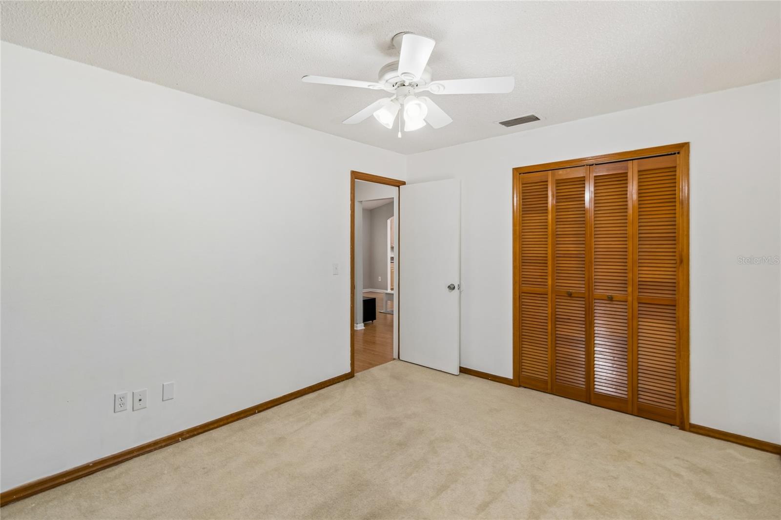 Photo 34