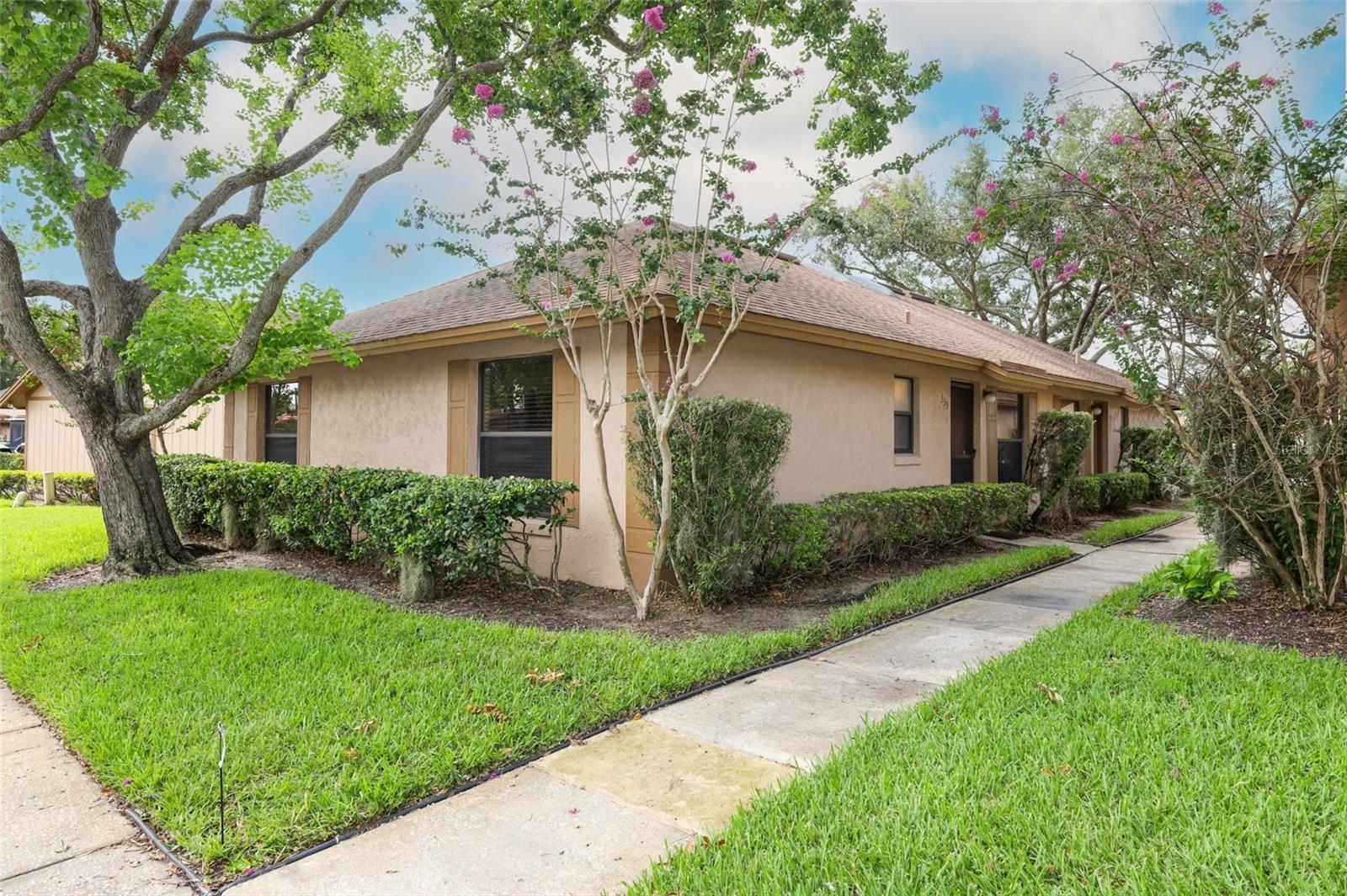 359 DOUGLAS WAY Unit 54