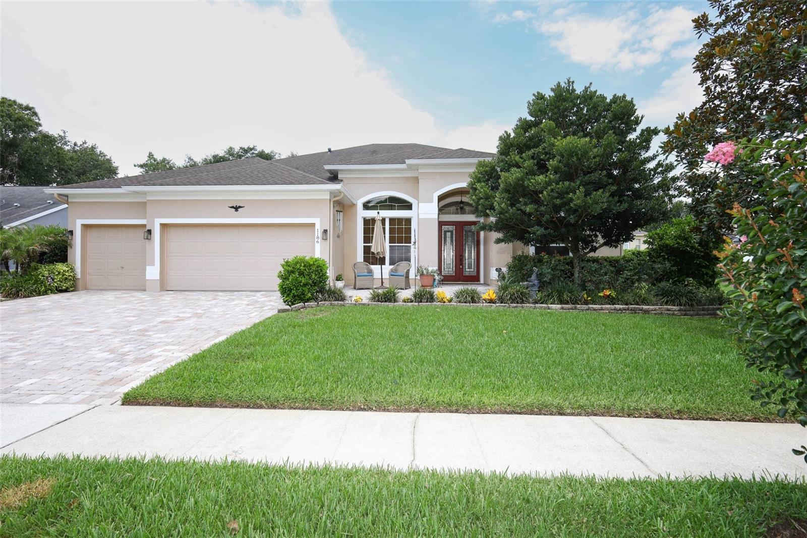 1186 OAK CREEK COURT