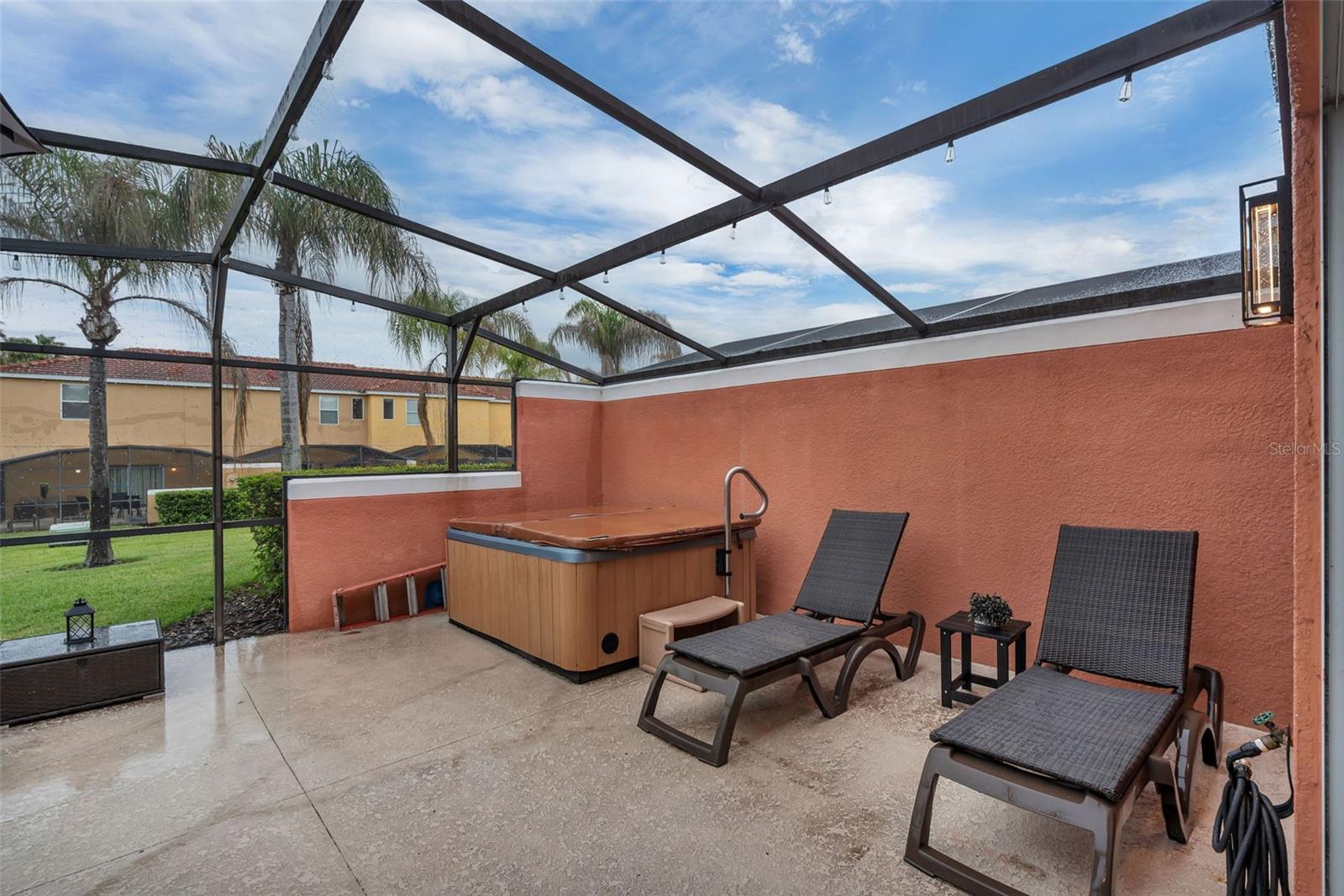 Photo 32