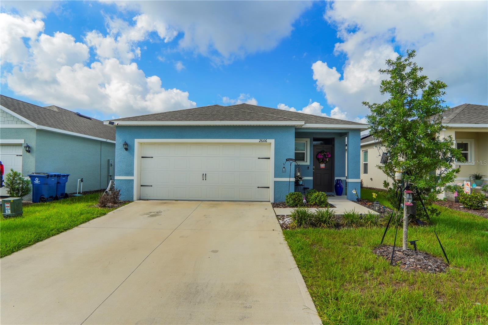 Listing photo 2 for 2606 Angel Falls Dr