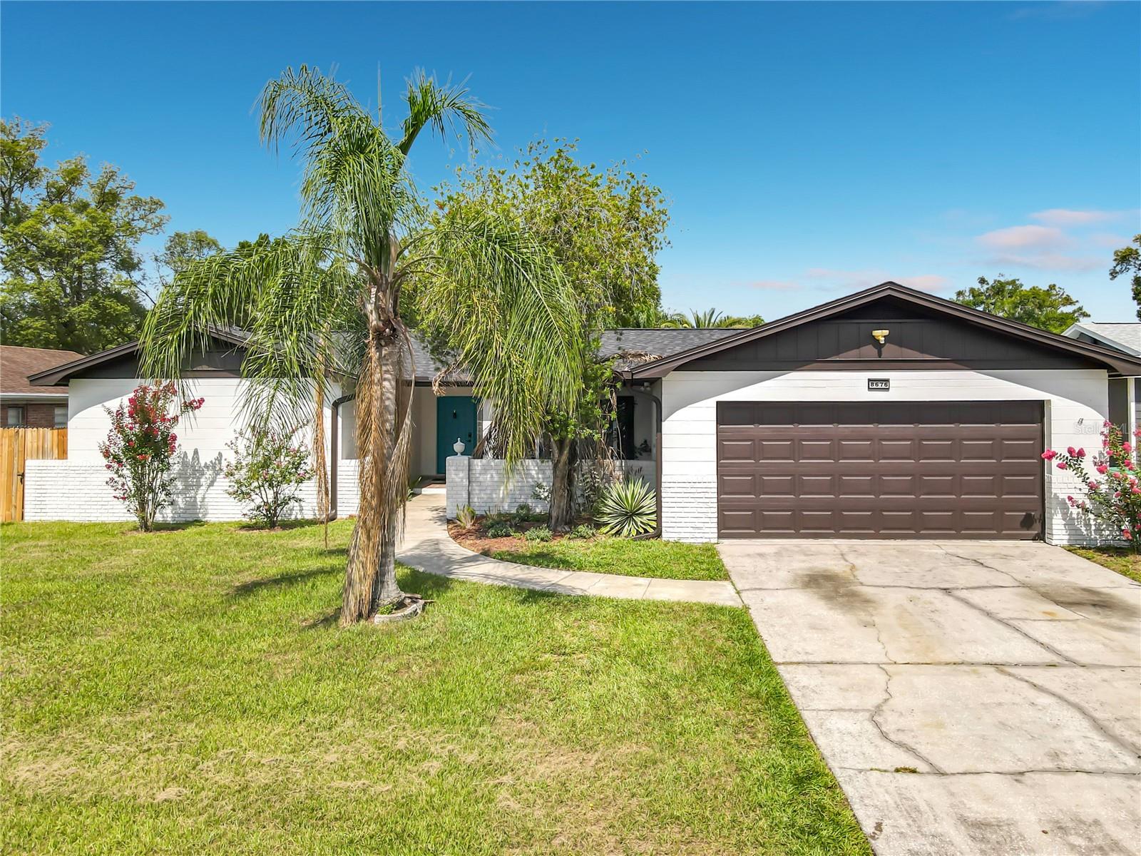 8676 HILLSIDE DRIVE