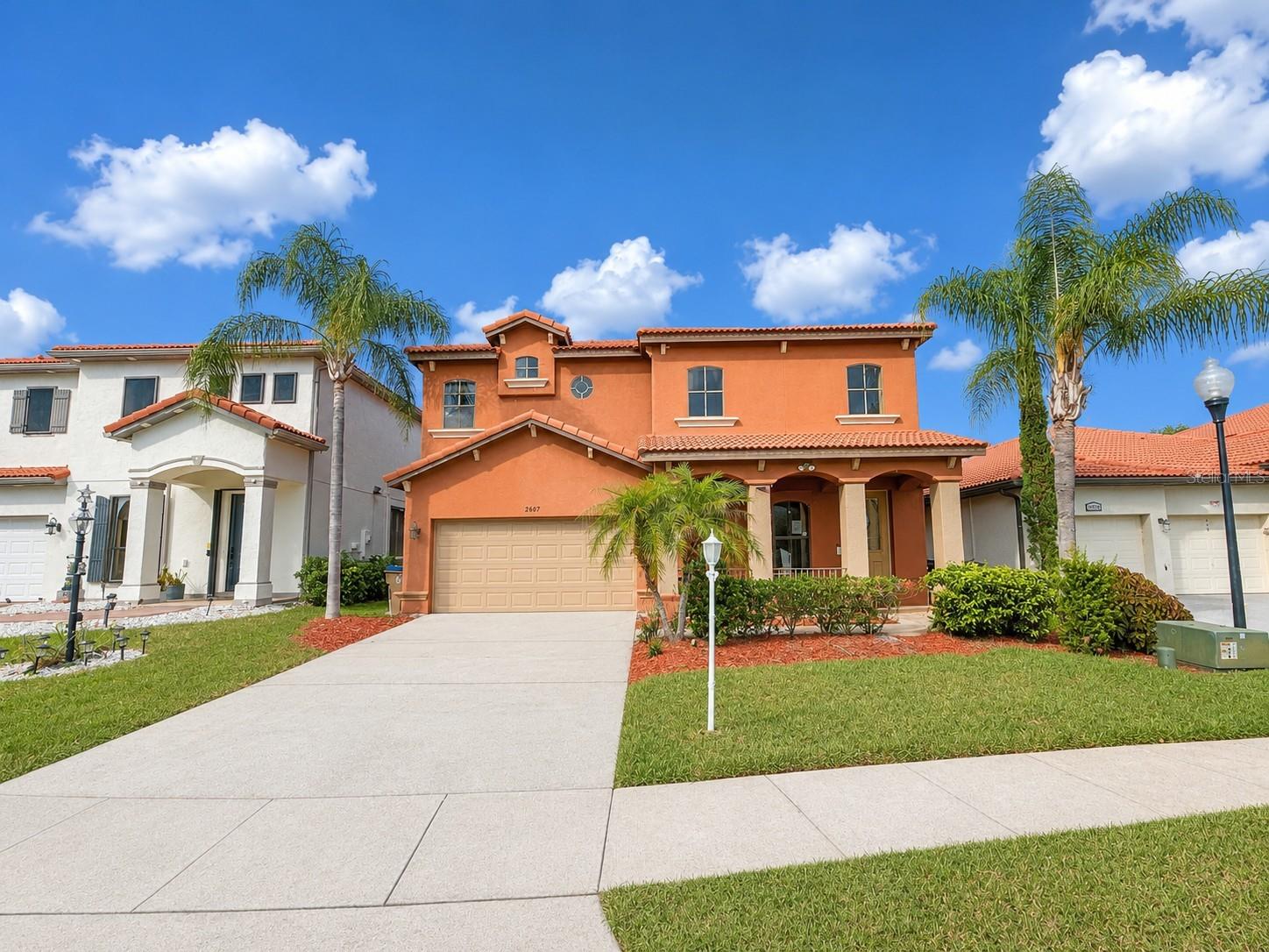 2807 VIA LARGO COURT
