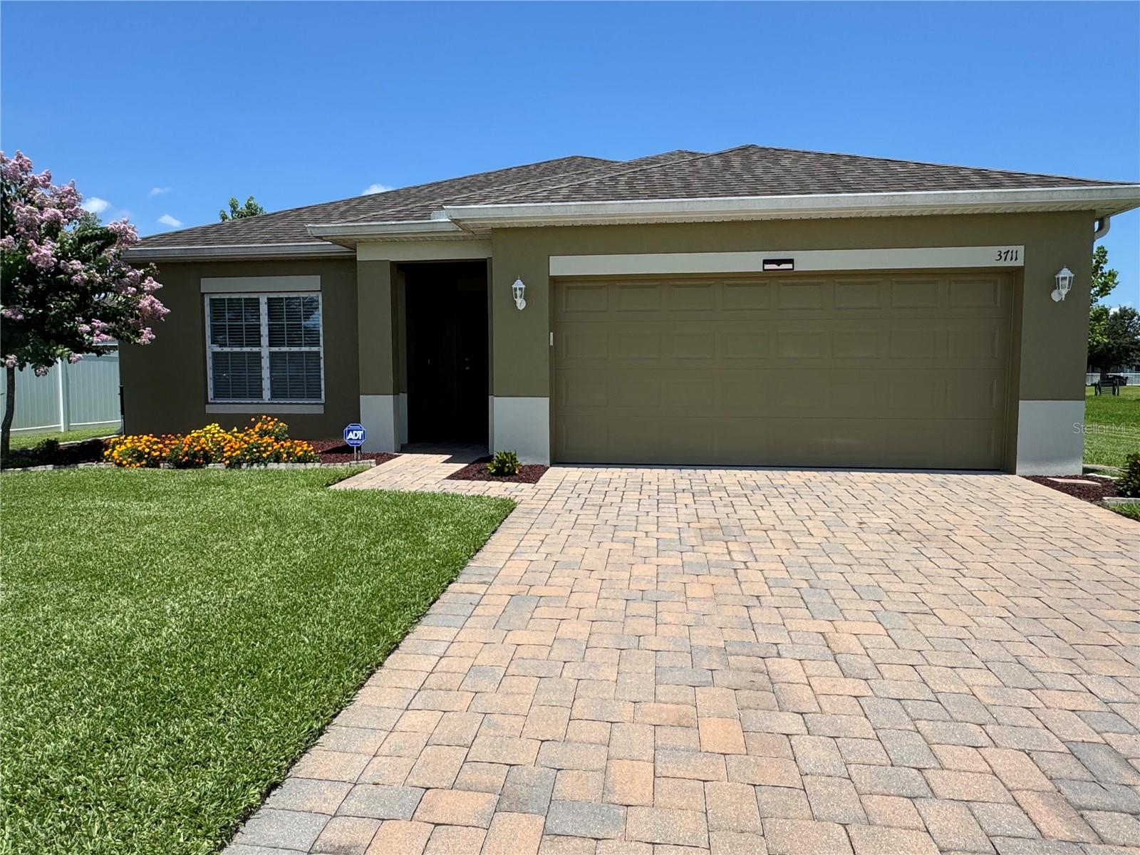 3711 BRIARWOOD ESTATES CIRCLE