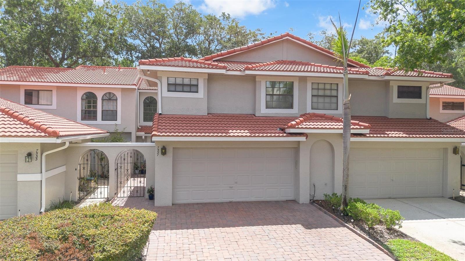7537 FENWICK COVE LANE