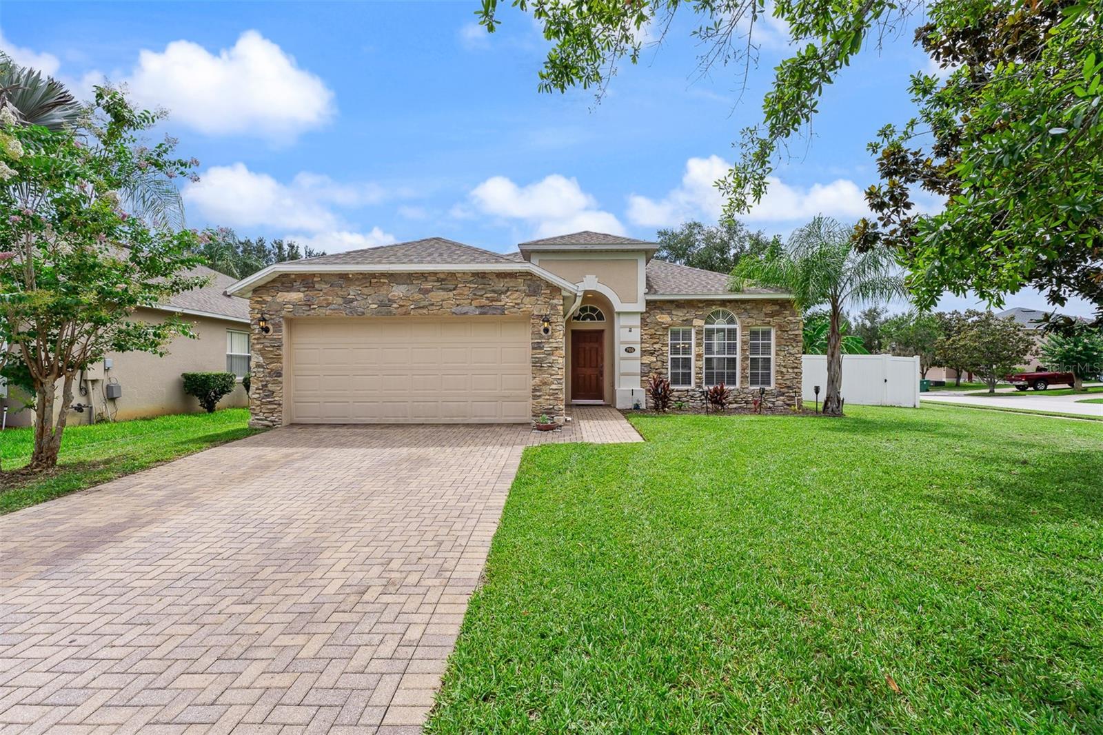 769 HOME GROVE DRIVE