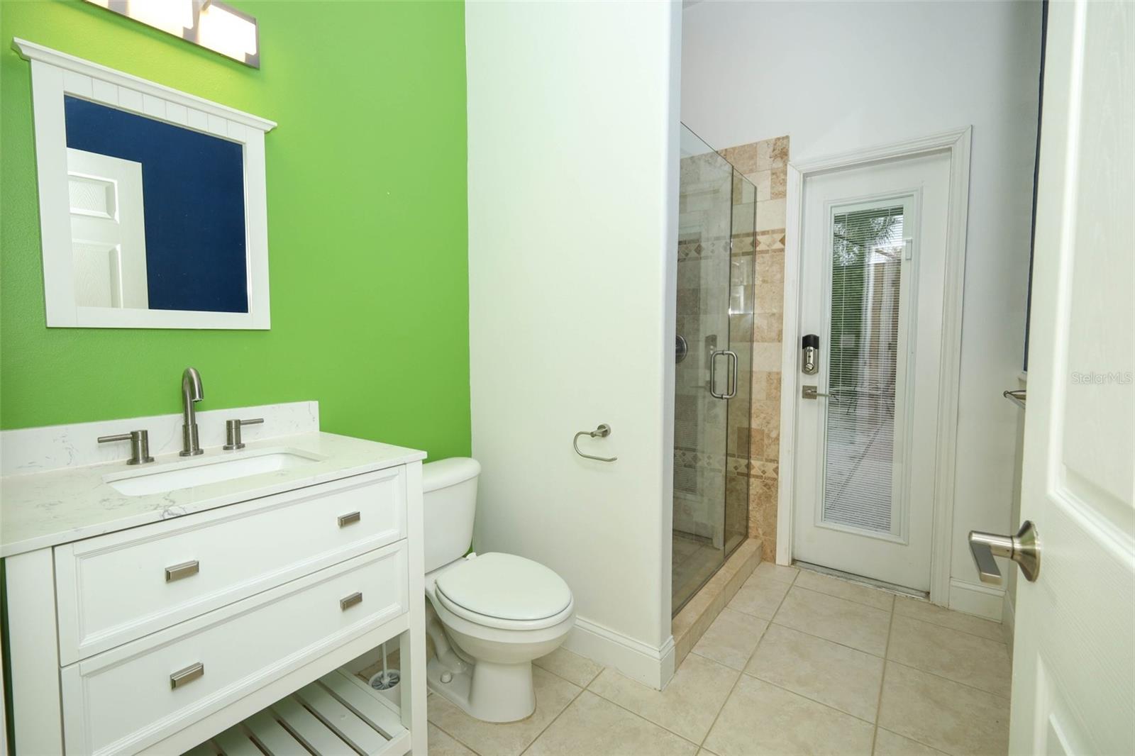 Photo 42