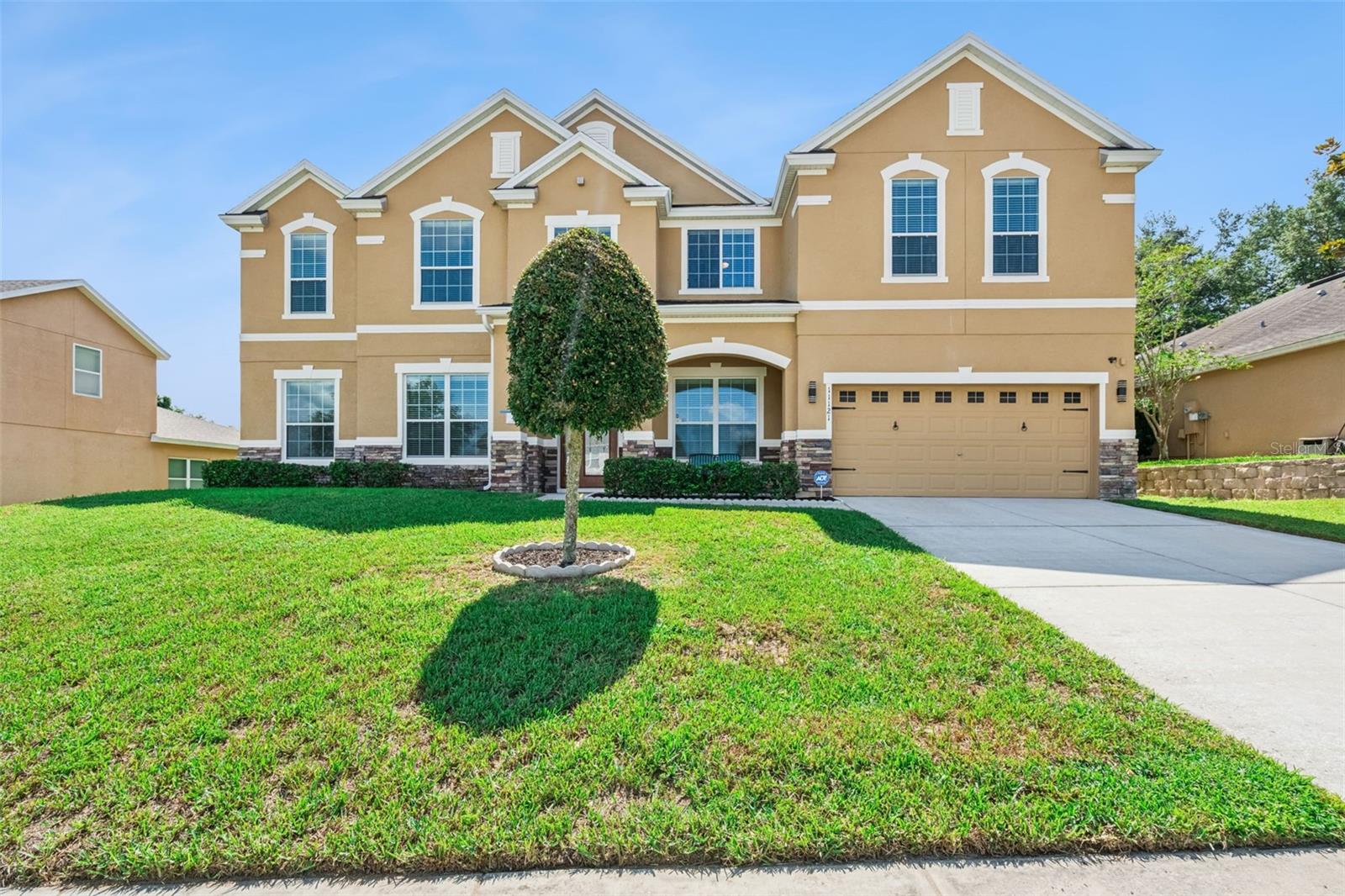 Listing photo for 11121 Lemay Dr