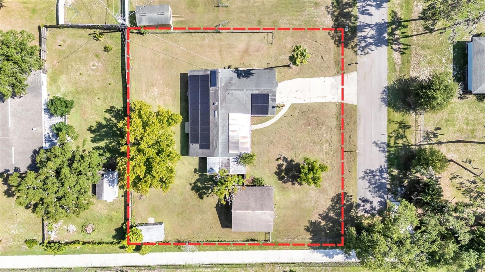 Listing photo 2 for 5060 Starling Dr