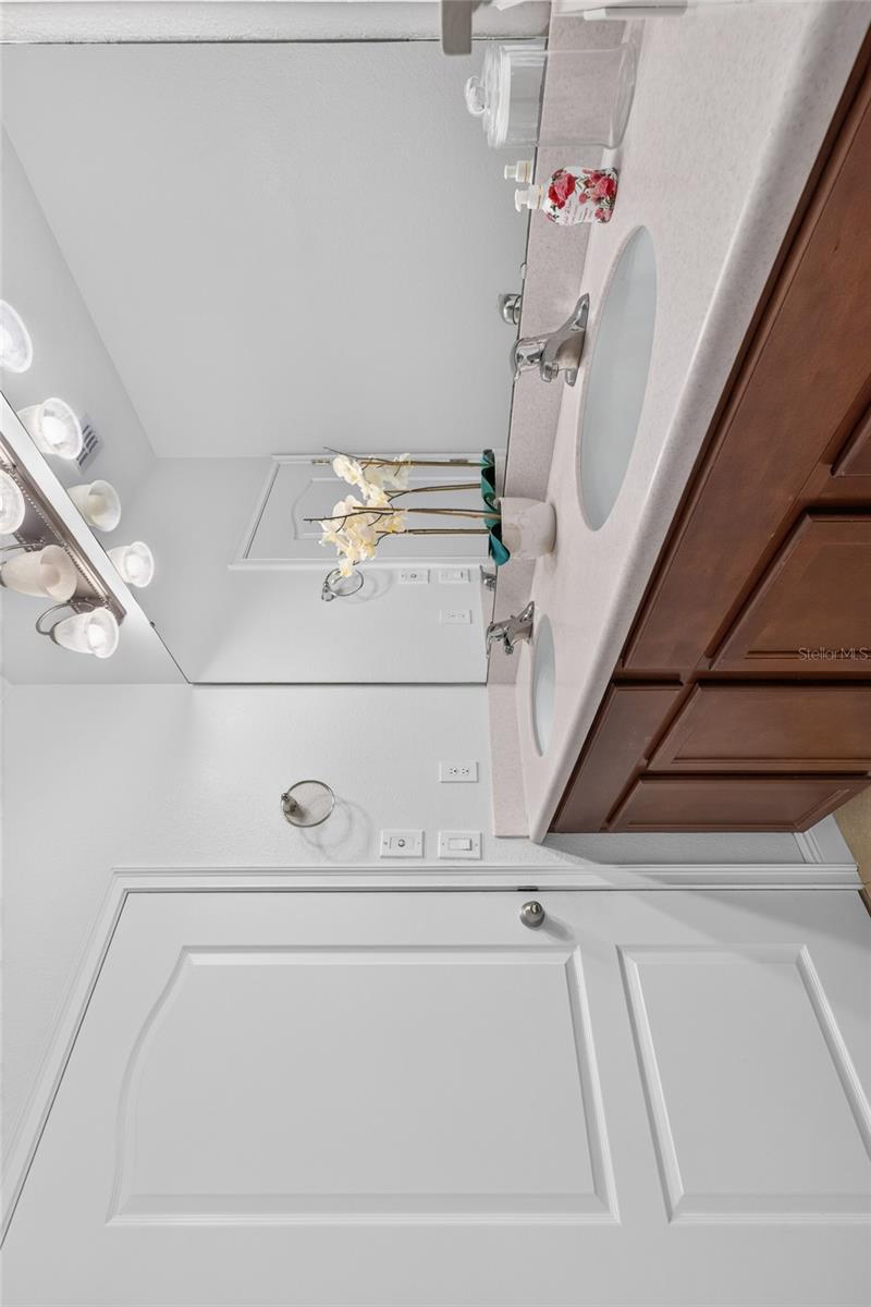 Photo 52