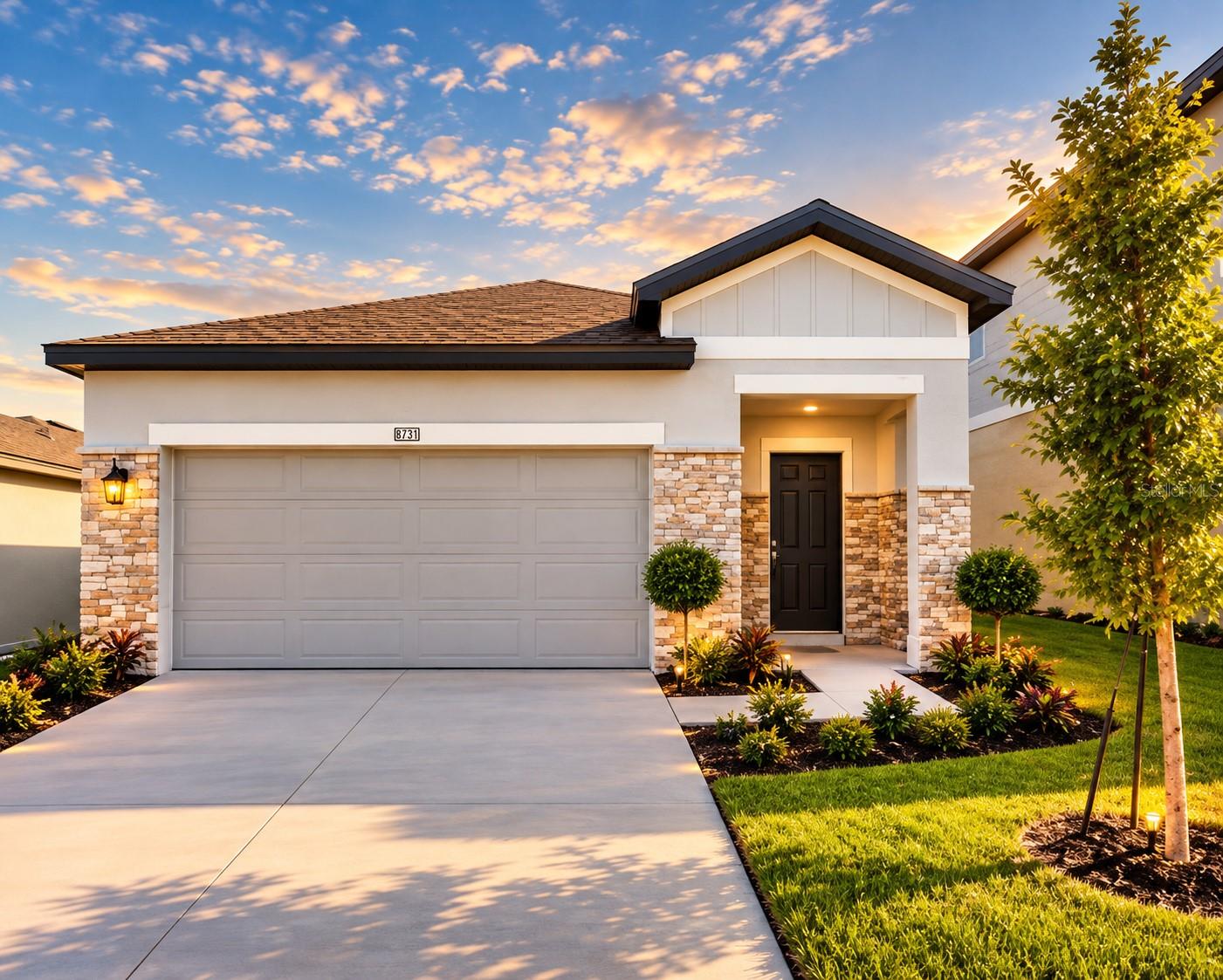Listing photo 1 for 8731 Sportsman Loop