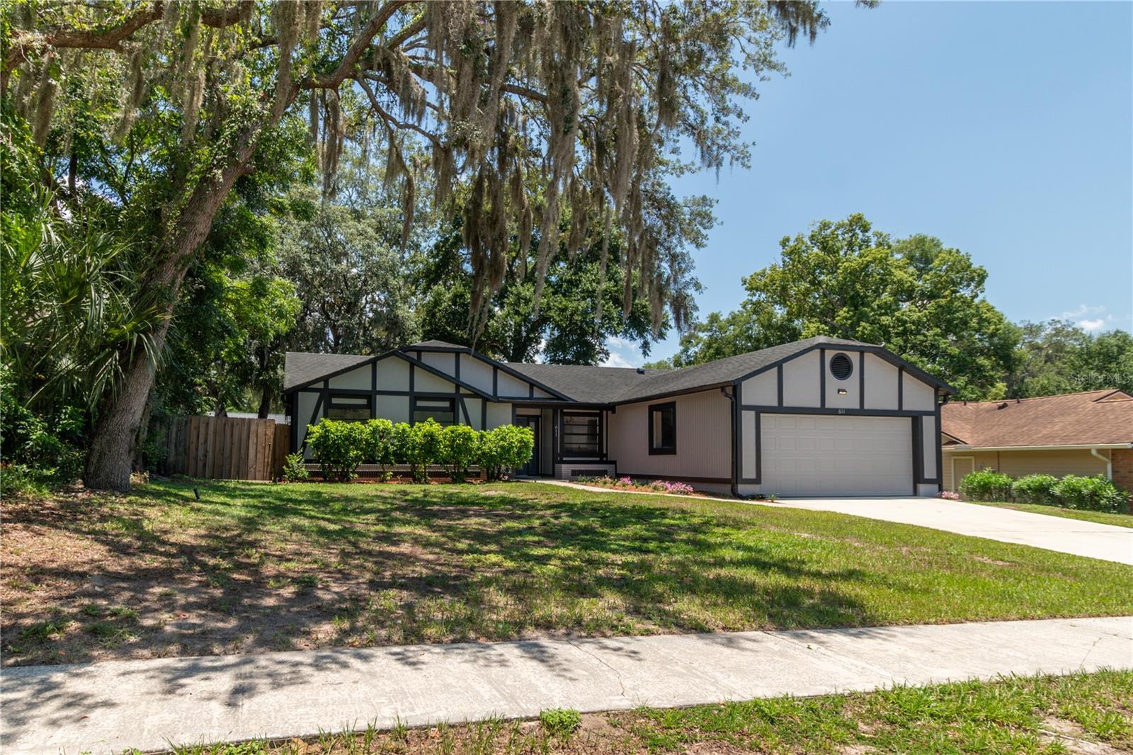 611 RICH DRIVE