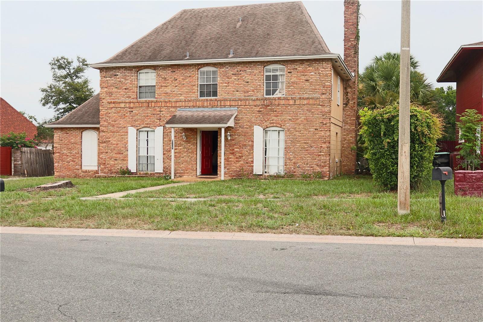 5891 SIR HENRY ROAD