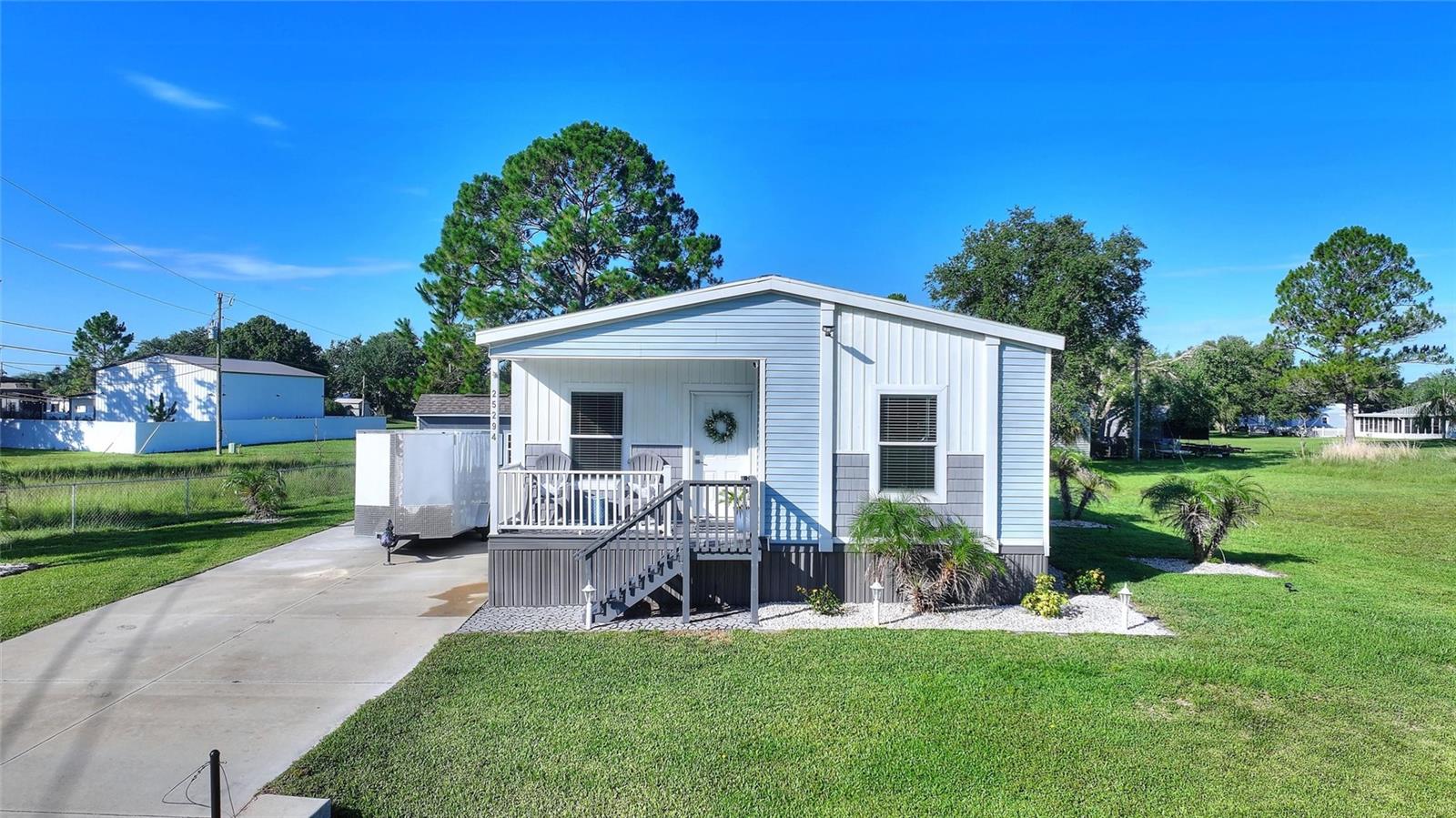 Listing photo 1 for 25294 Canterbury Dr