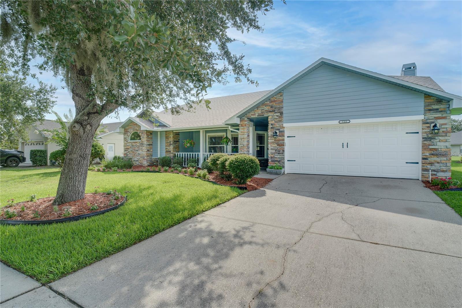 Listing photo 1 for 123 Rachel Lin Ln