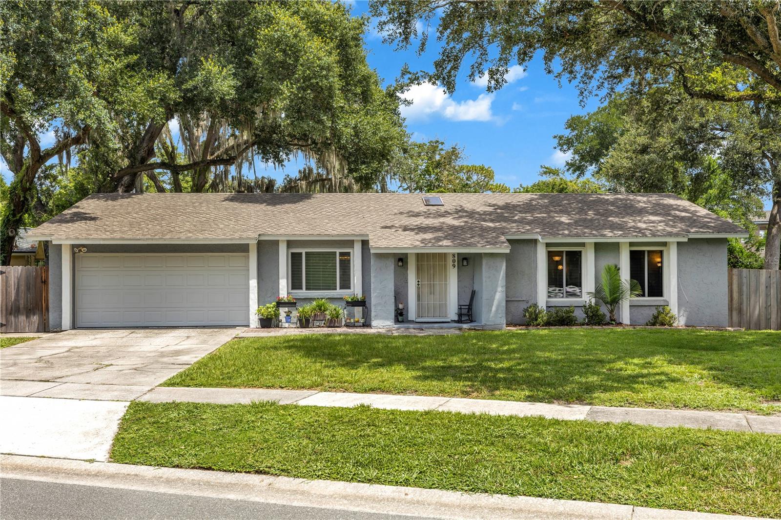 809 TOLEDO DRIVE