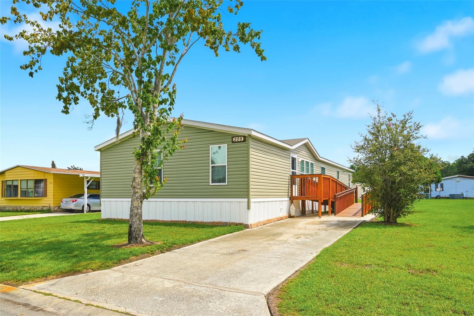 209 ELLSWORTH DRIVE