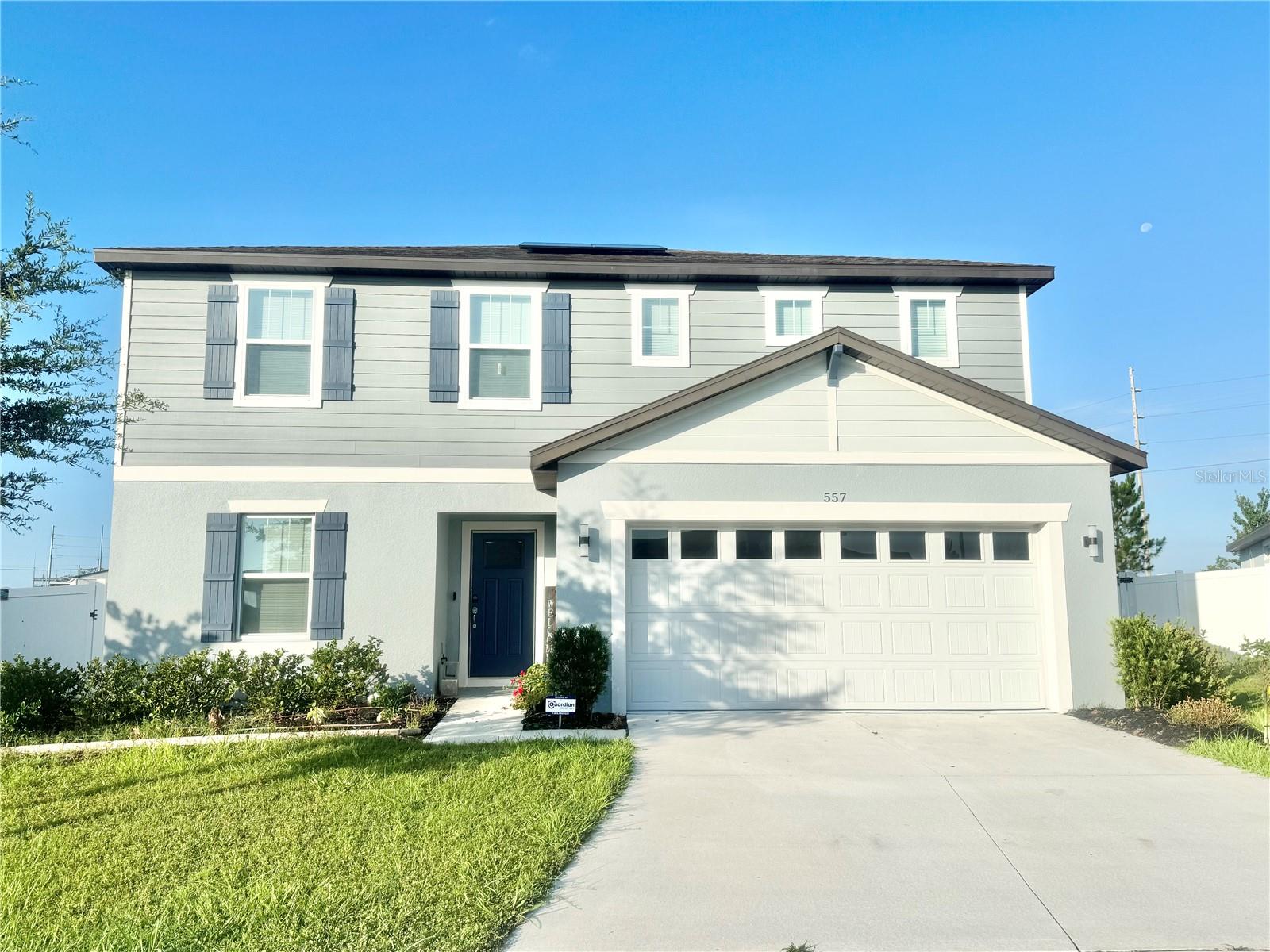 Listing photo 1 for 557 Pine Tree Blvd