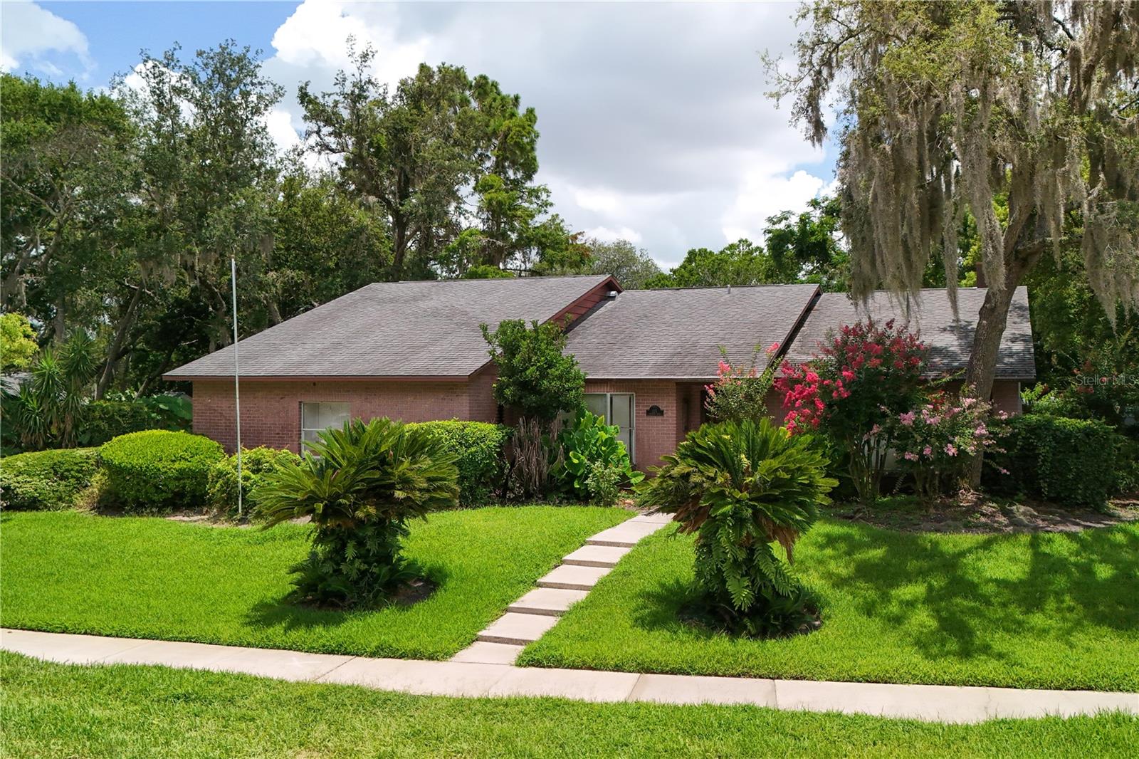 115 KAYWOOD DRIVE
