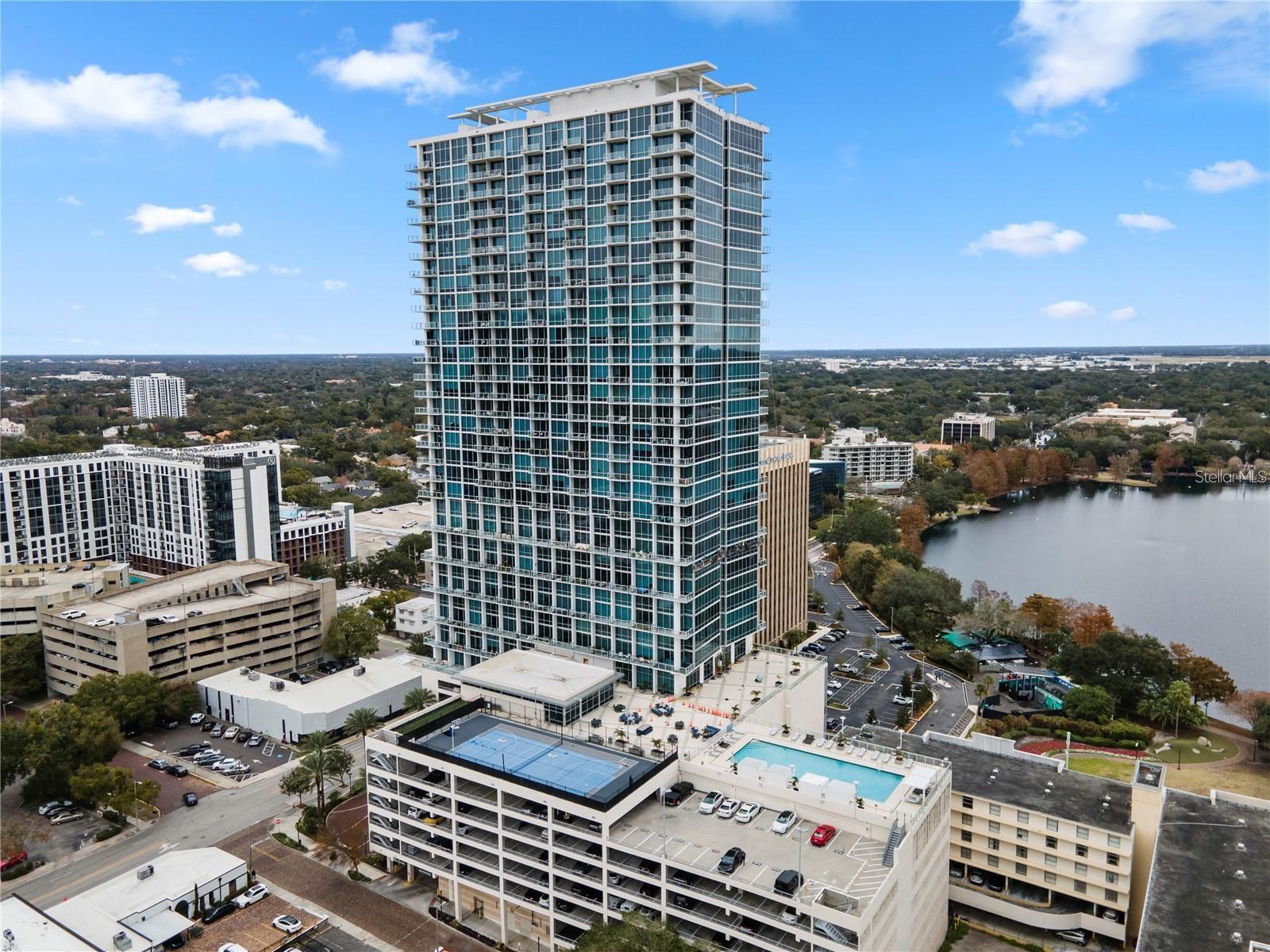 150 E ROBINSON STREET Unit 1011